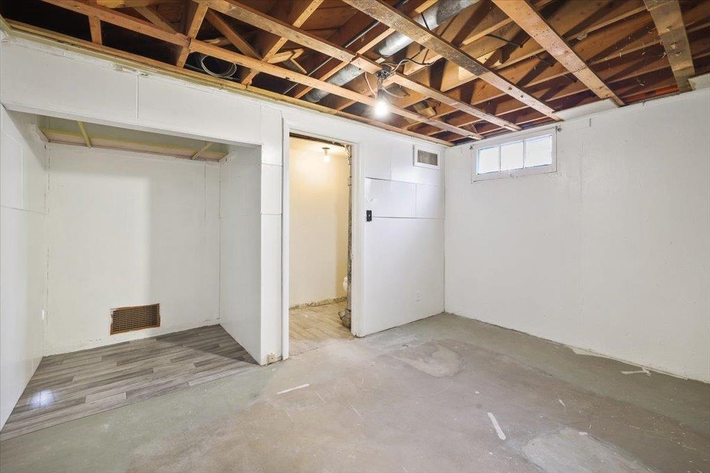 4908 N LEE St - Photo 15