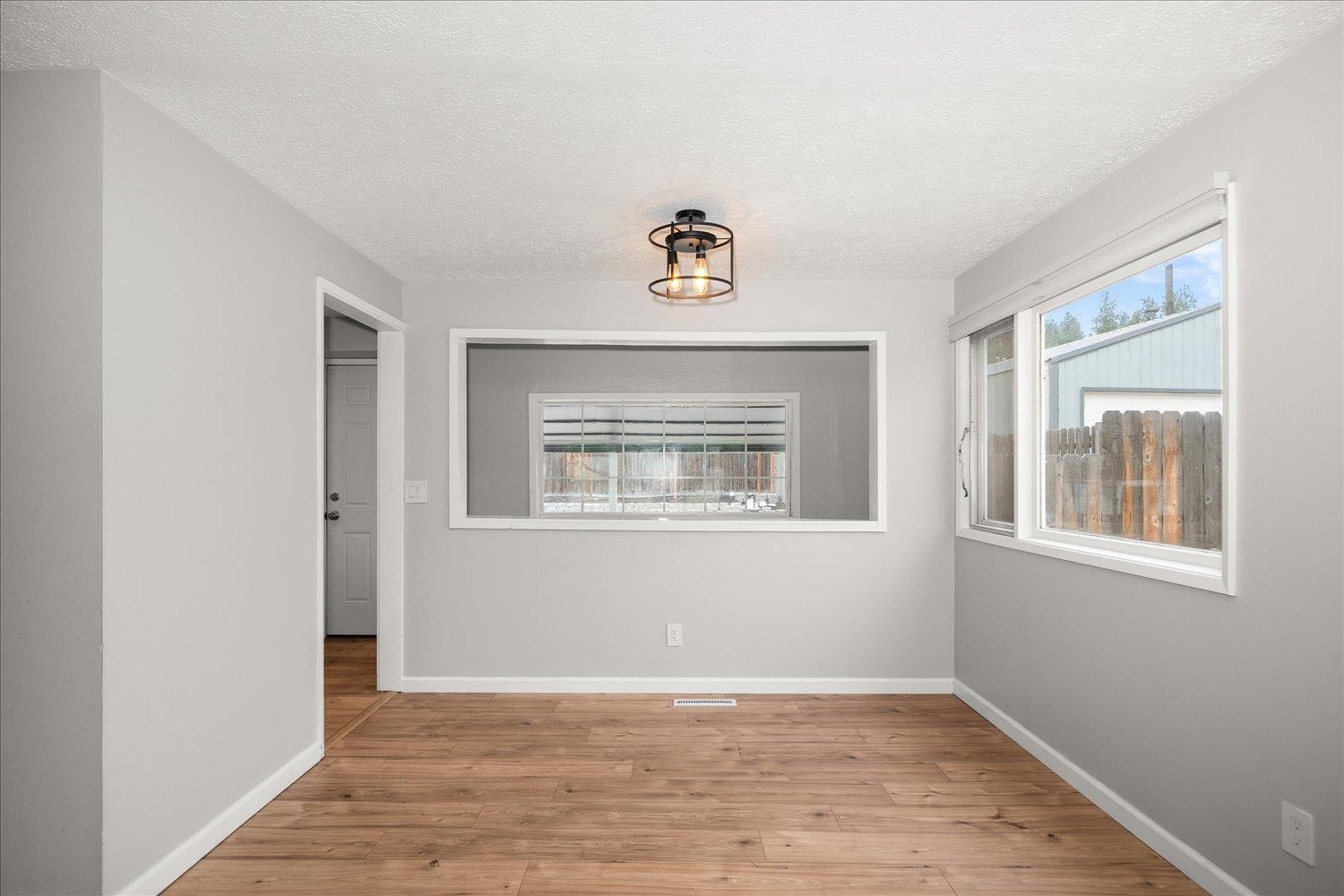 7001 N Adams St - Photo 4