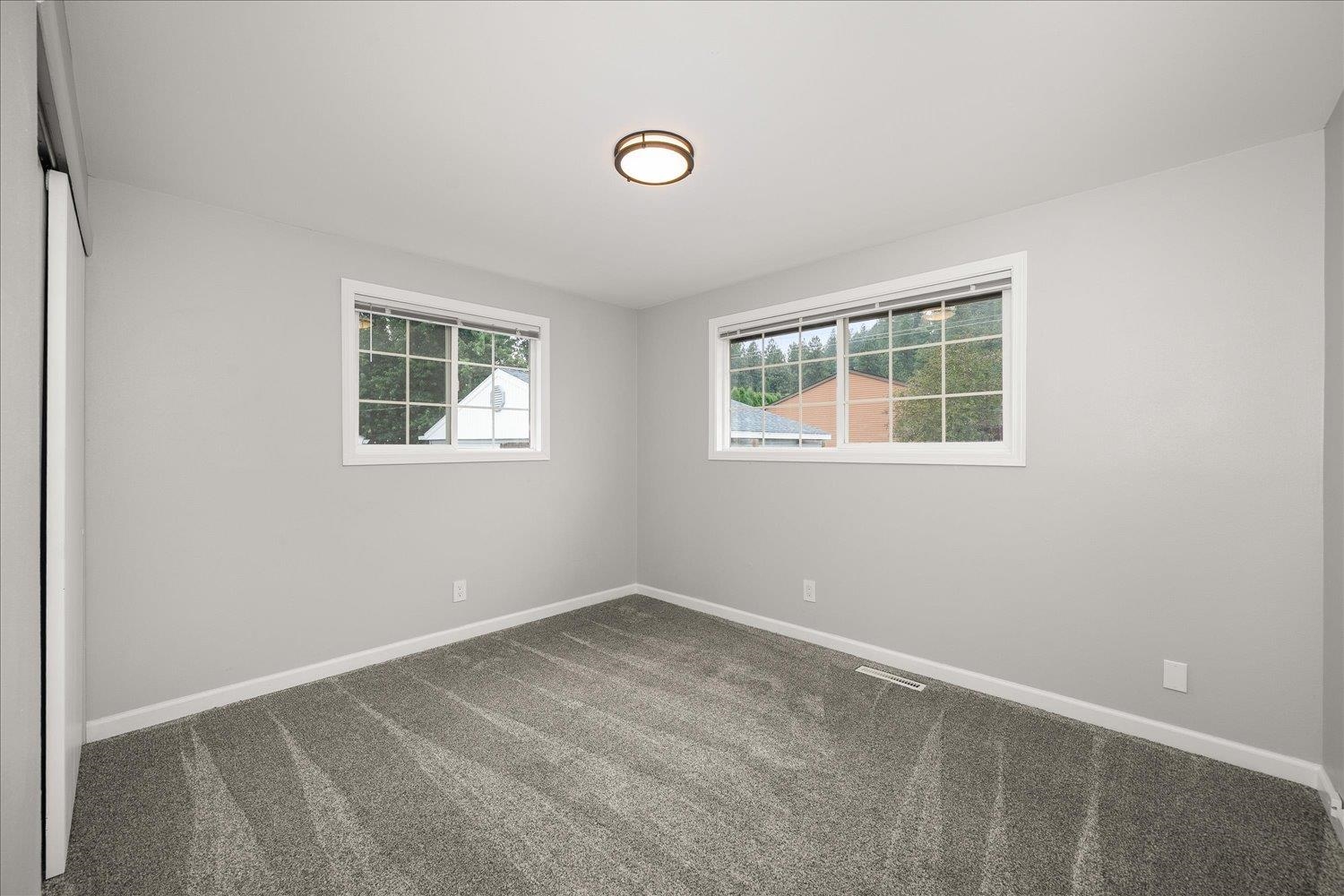 7001 N Adams St - Photo 8