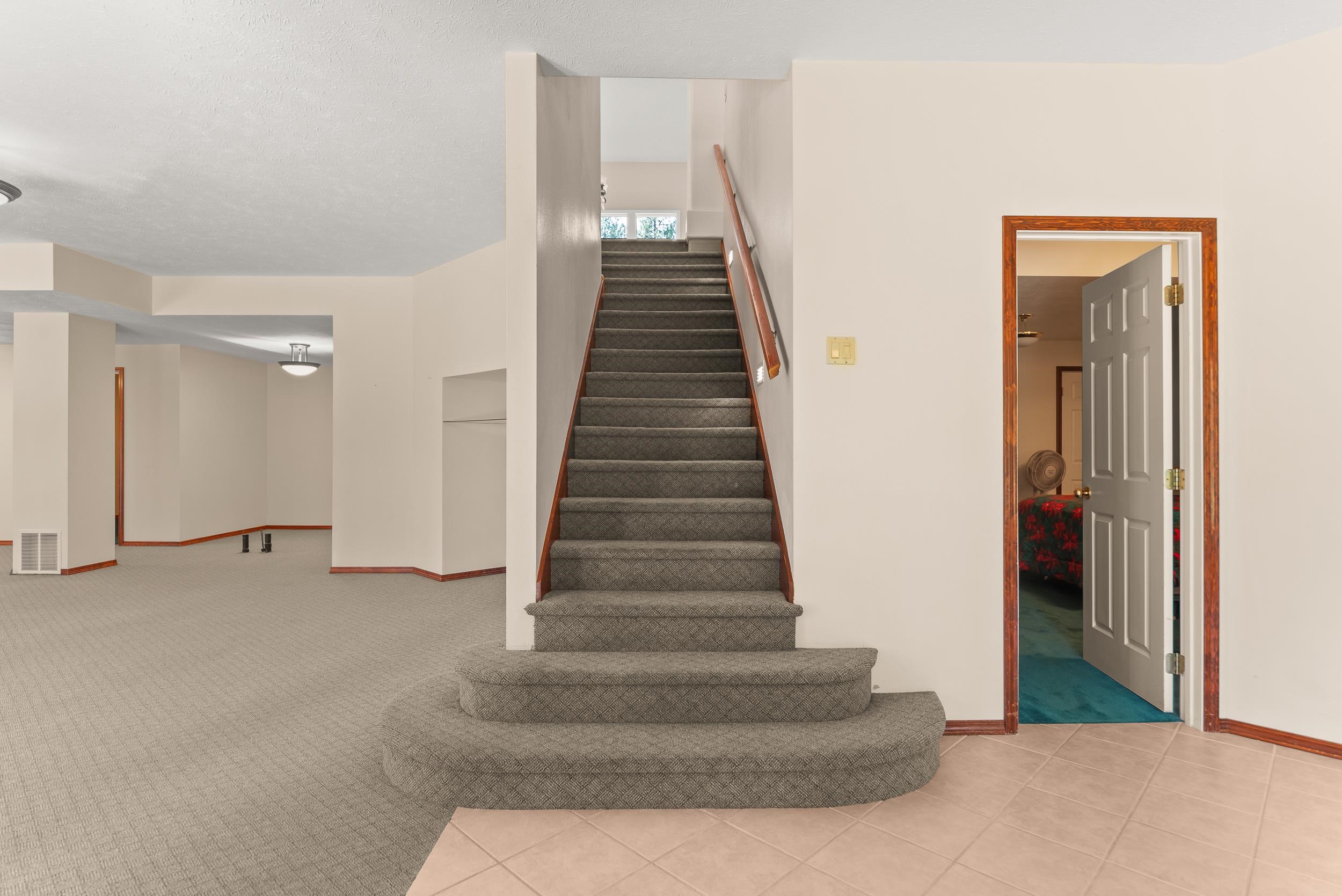 8912 N Oakland Rd - Photo 19
