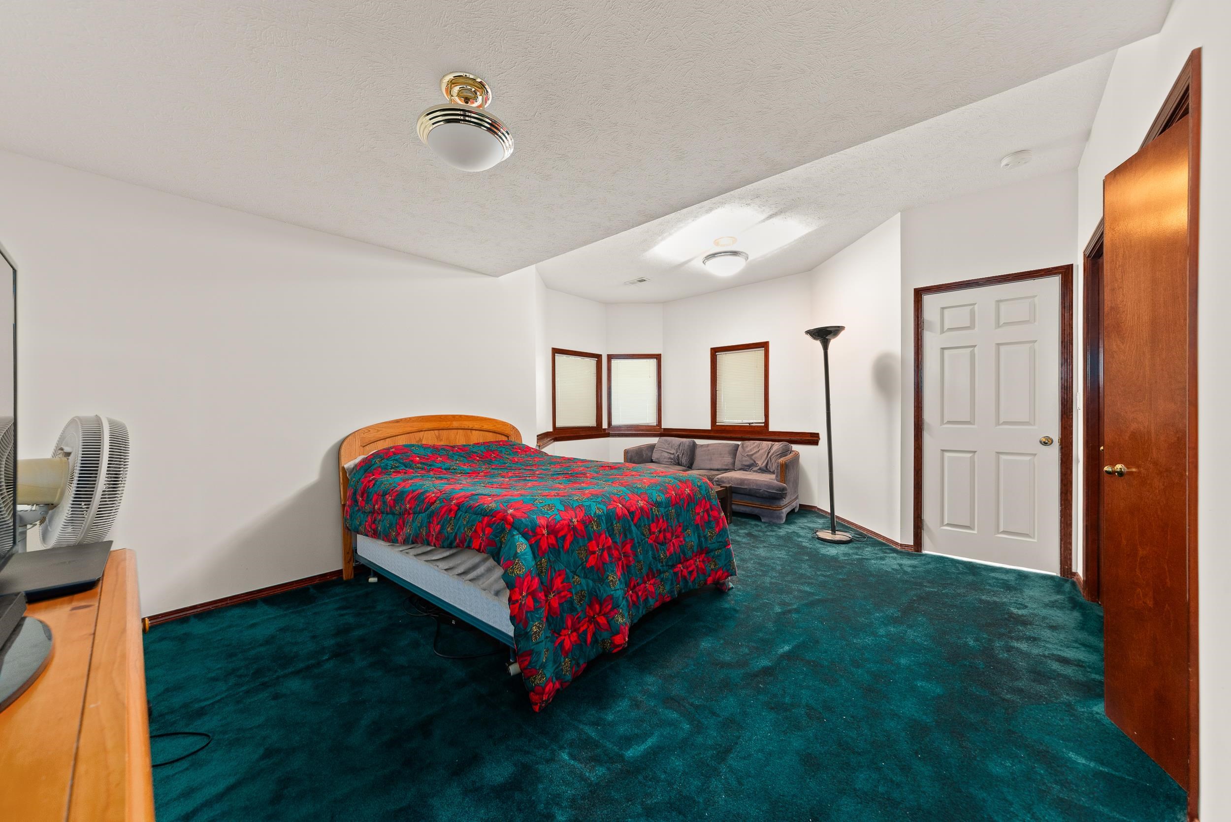 8912 N Oakland Rd - Photo 24