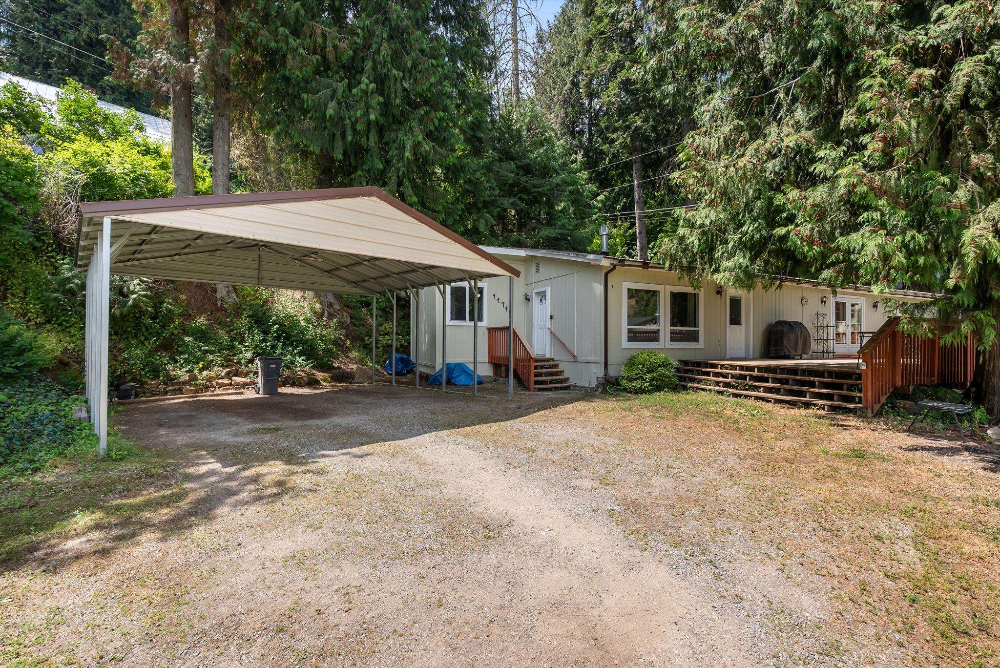 11715 N Honeymoon Bay Rd - Photo 3