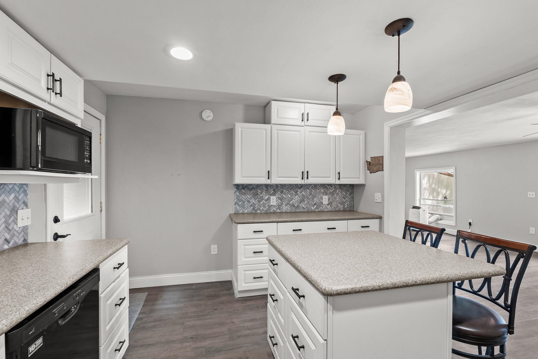 11715 N Honeymoon Bay Rd - Photo 17