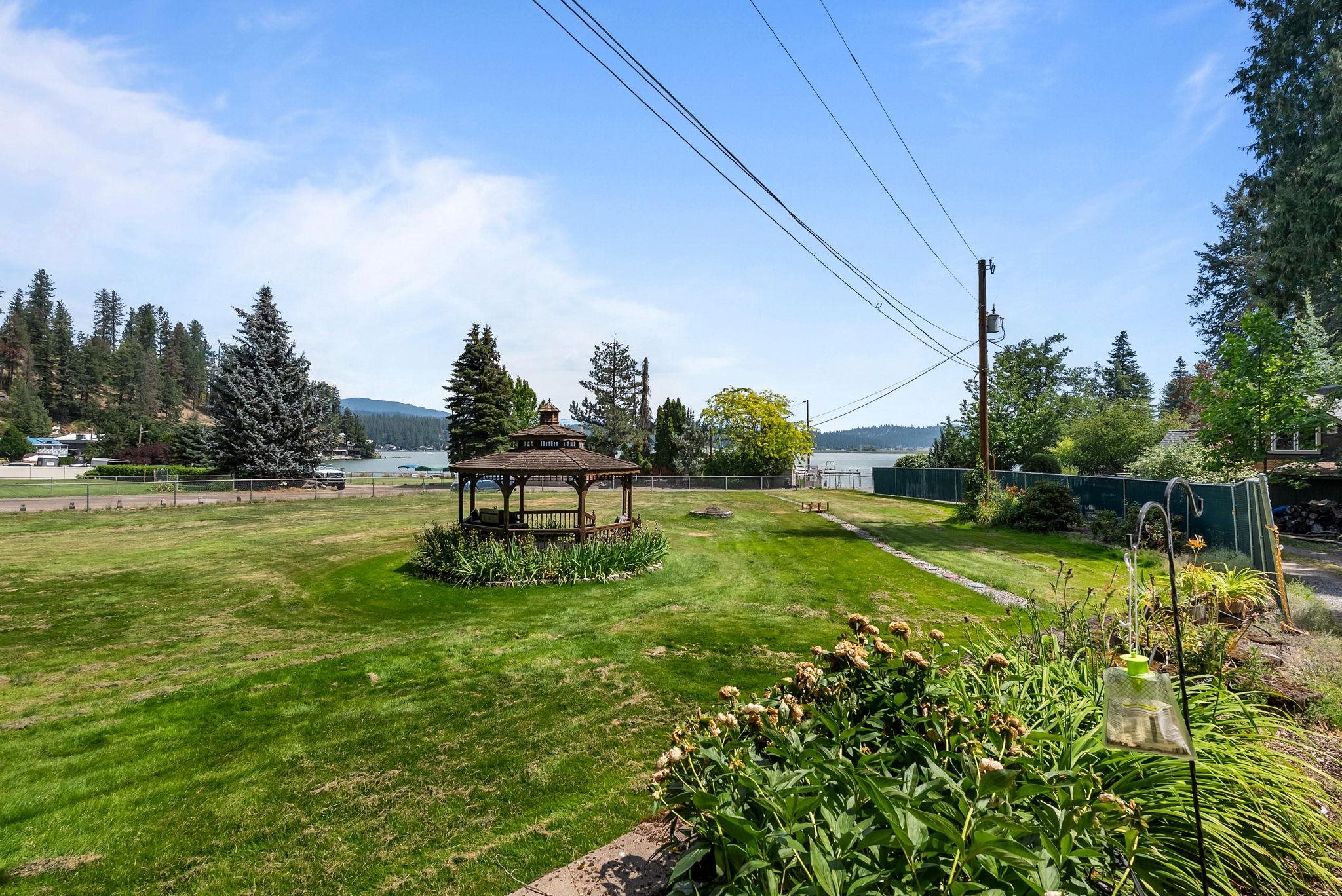 11715 N Honeymoon Bay Rd - Photo 32