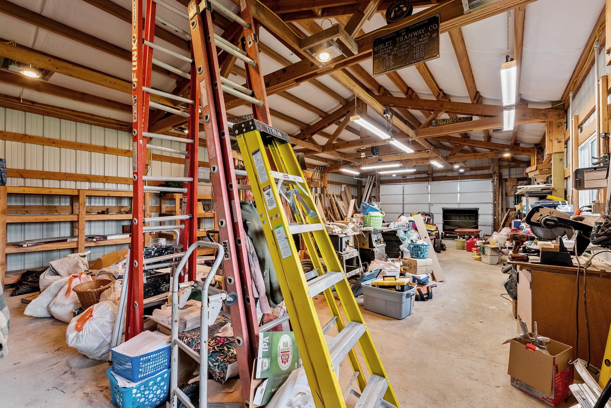 11715 N Honeymoon Bay Rd - Photo 33