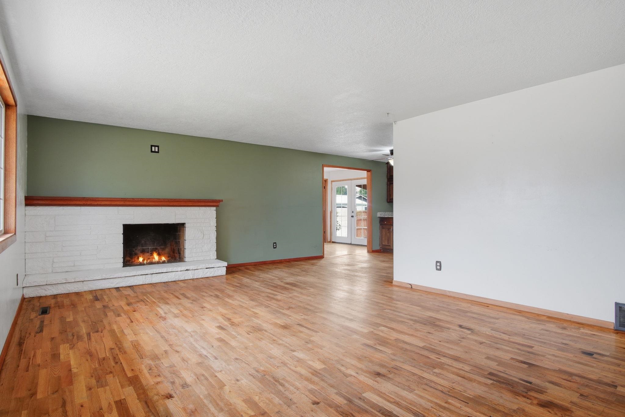 1710 S Bannen Rd - Photo 4