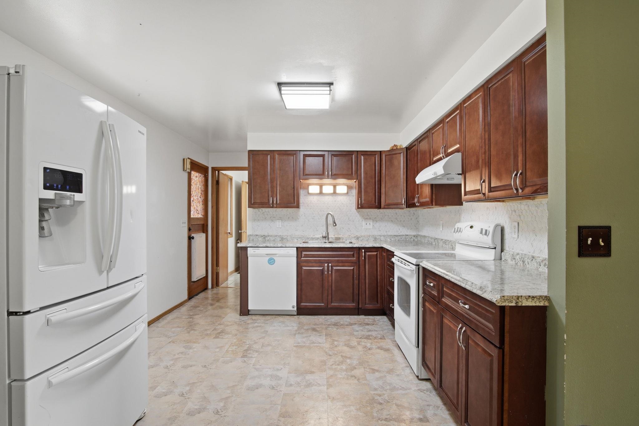 1710 S Bannen Rd - Photo 7