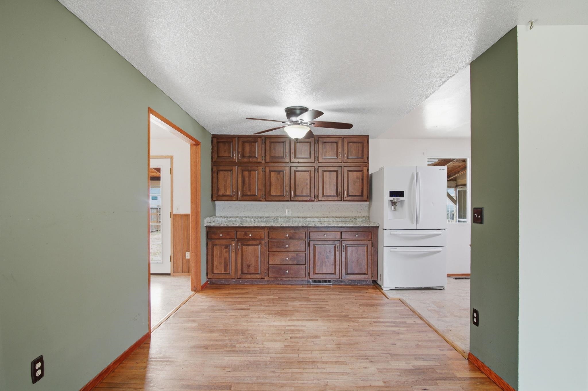 1710 S Bannen Rd - Photo 8