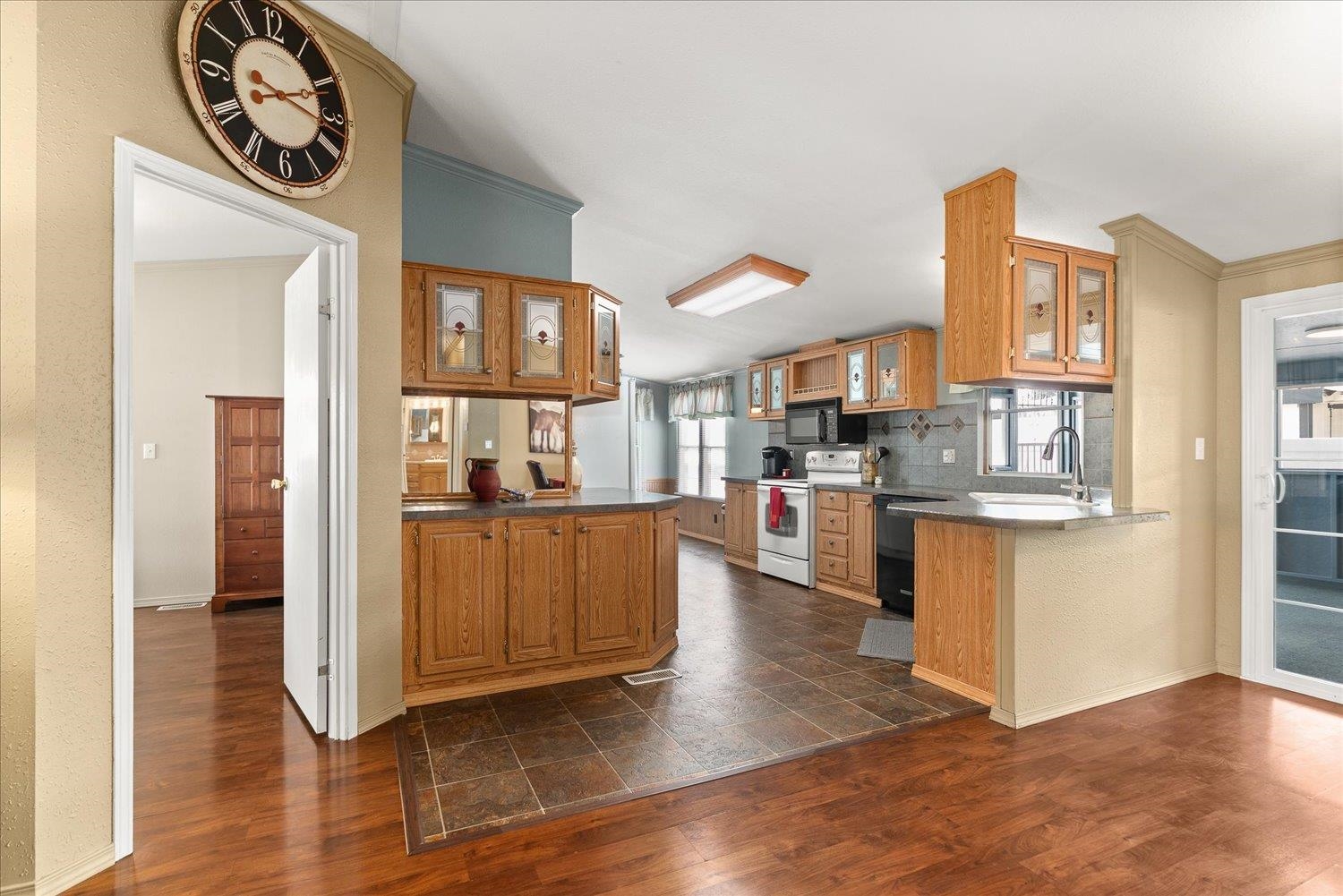 19029 E Boone Ave - Photo 12