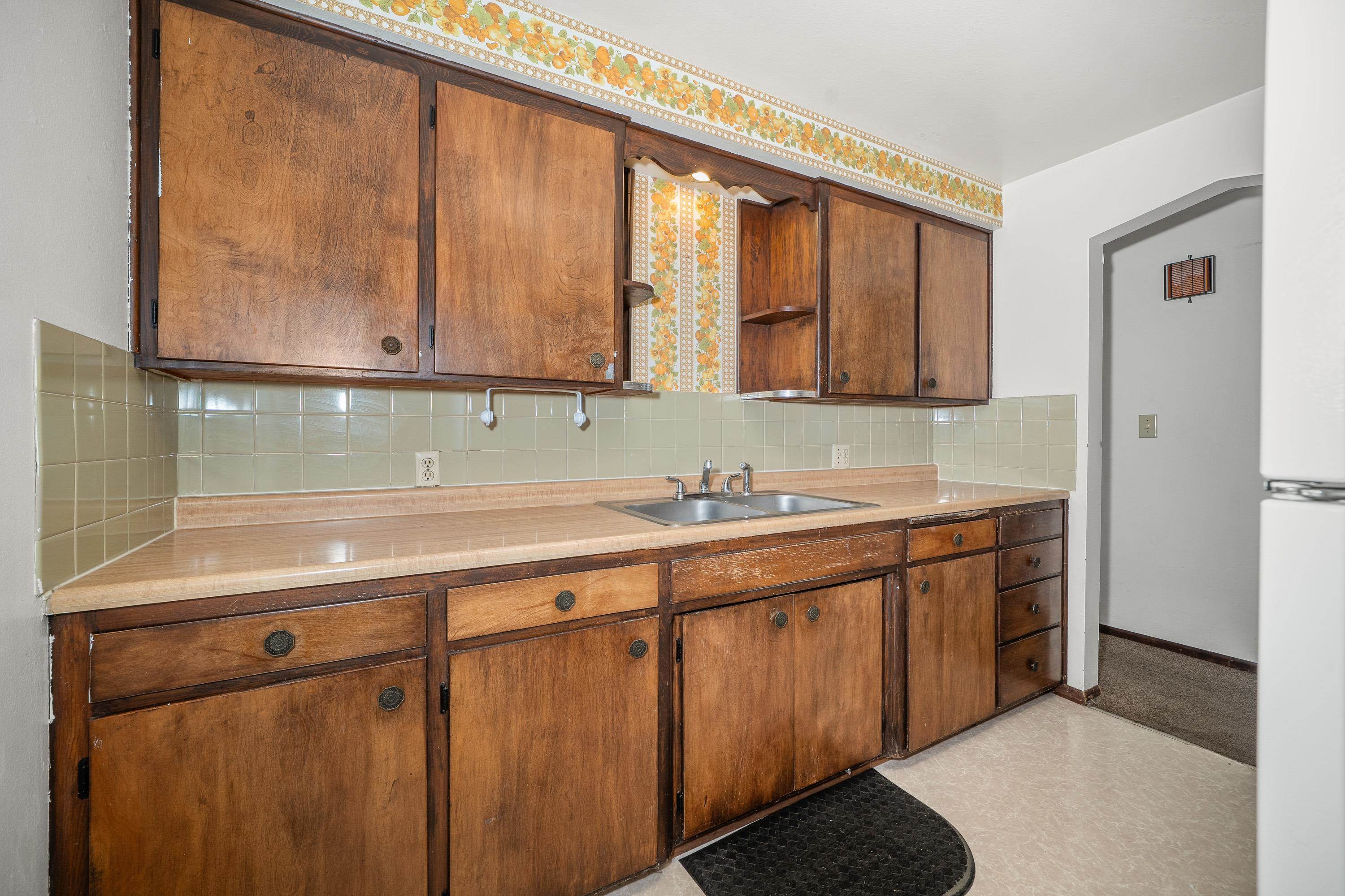 1654 E Columbia Ave - Photo 8