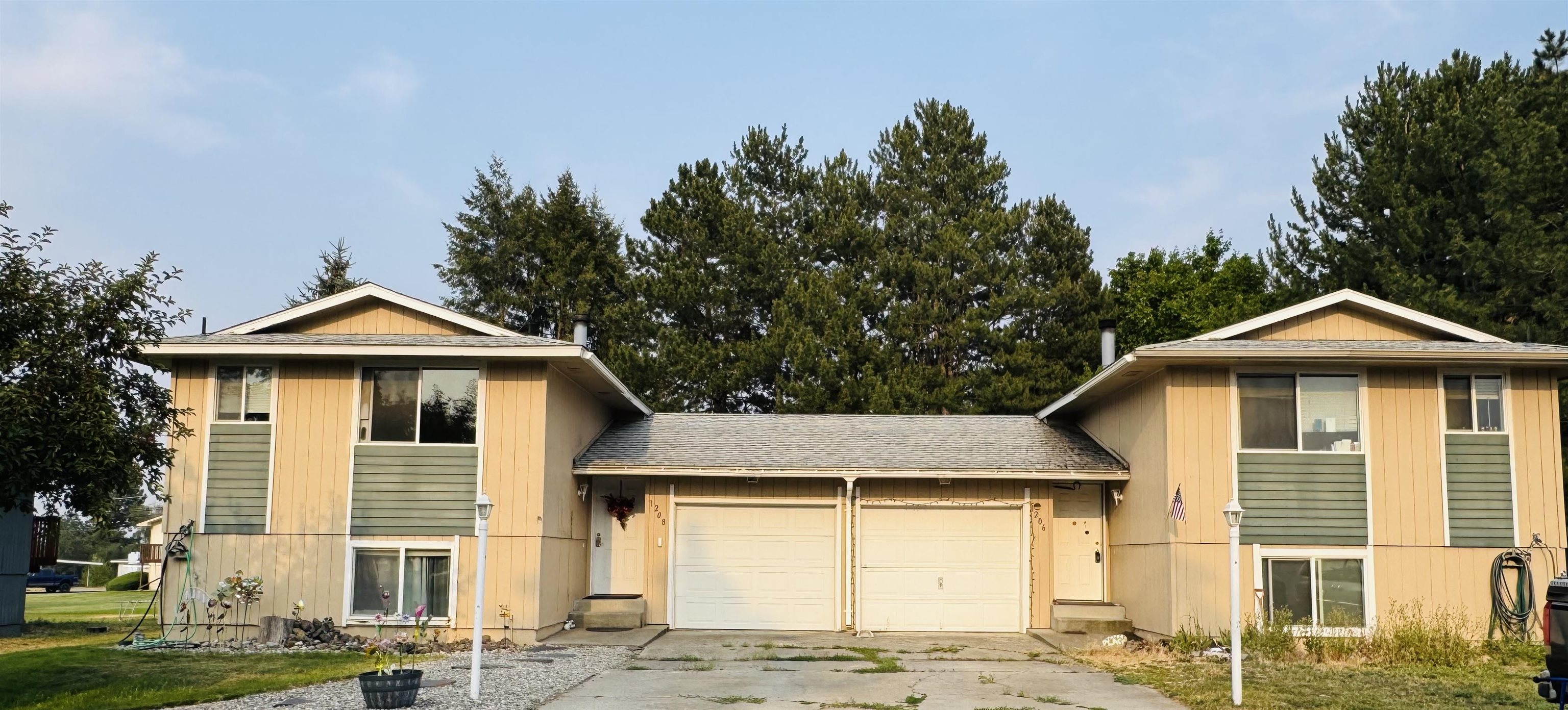 1206 N Marcus Rd - Photo 1