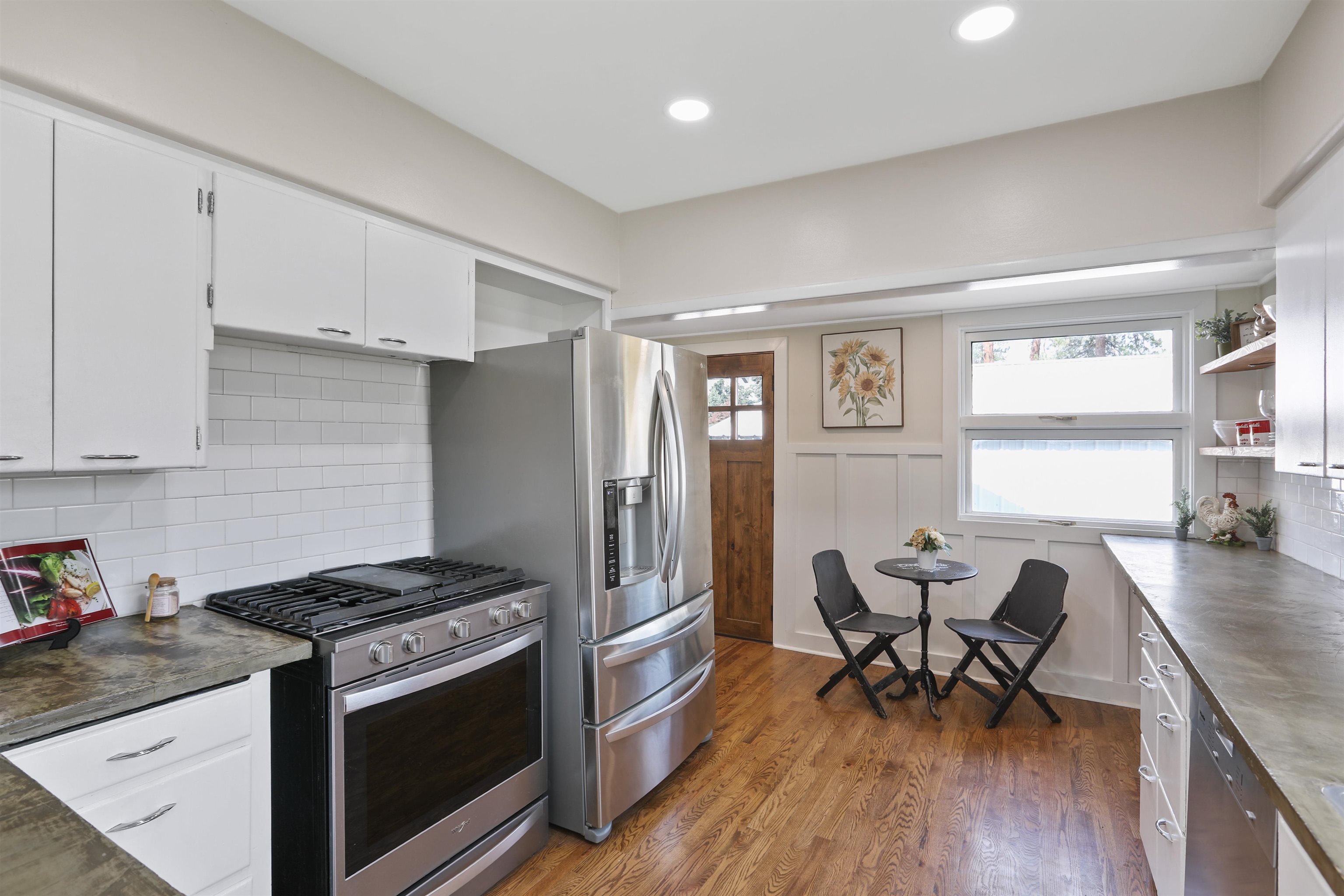 3117 W Glass Ave - Photo 10