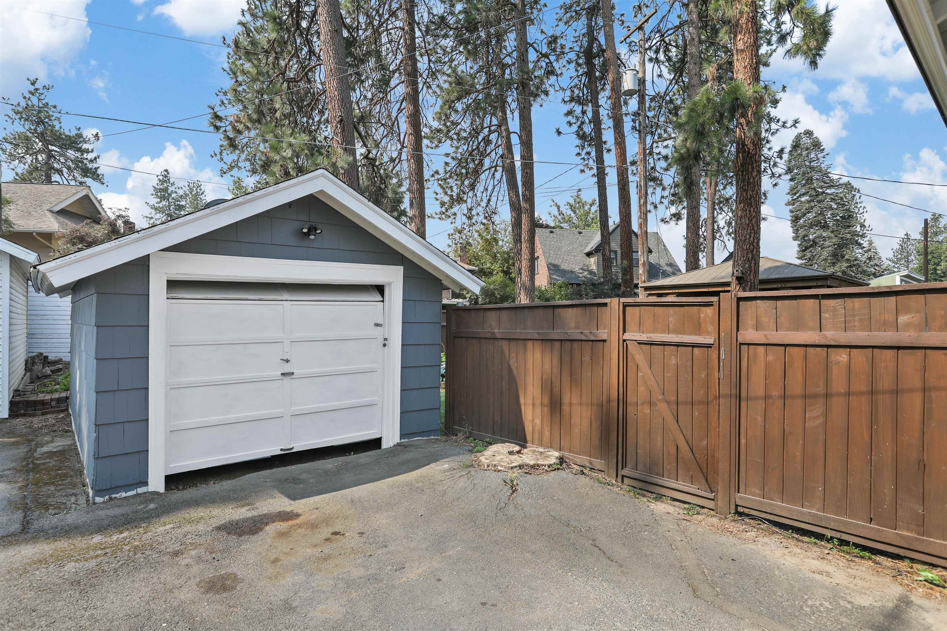3117 W Glass Ave - Photo 32