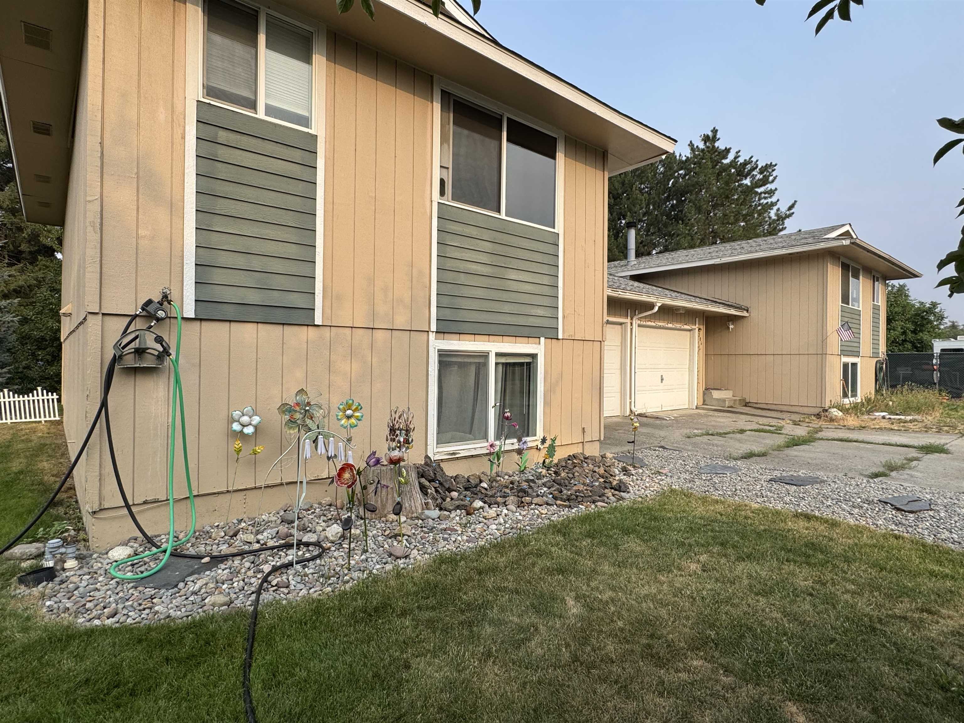 1206 N Marcus Rd - Photo 3