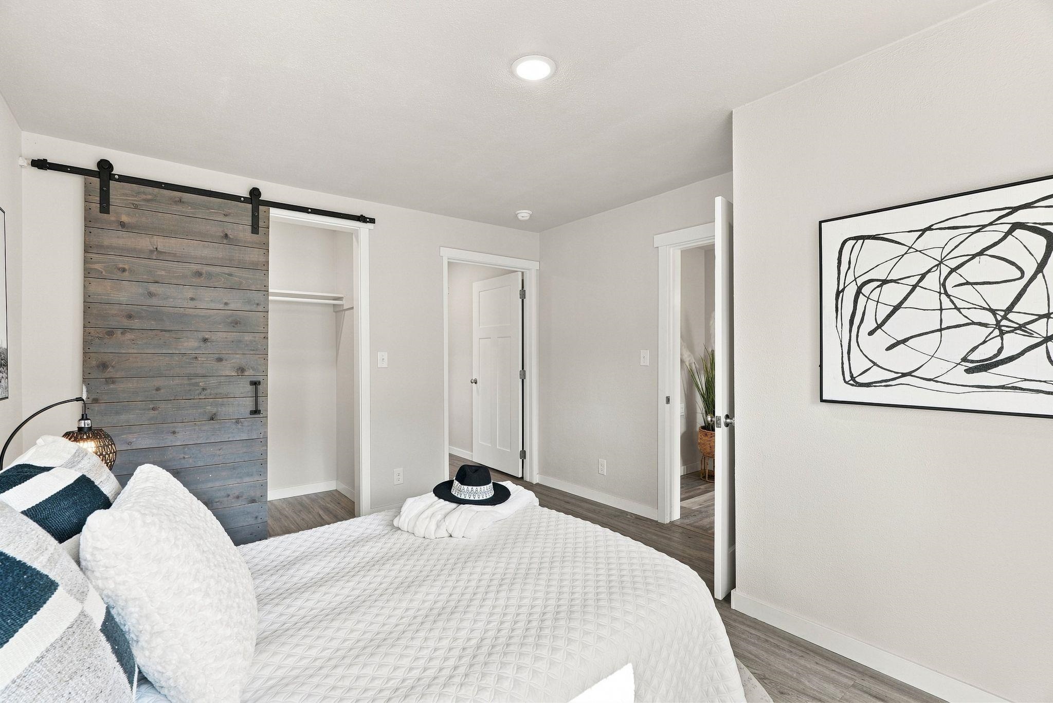 913 E Longfellow Ave - Photo 20