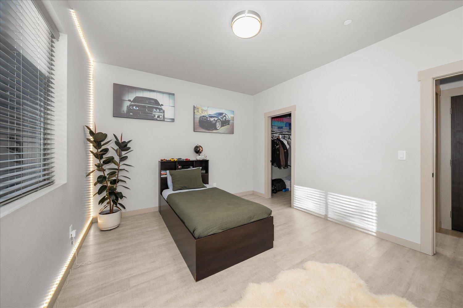 3307 W Hartson Ave - Photo 18