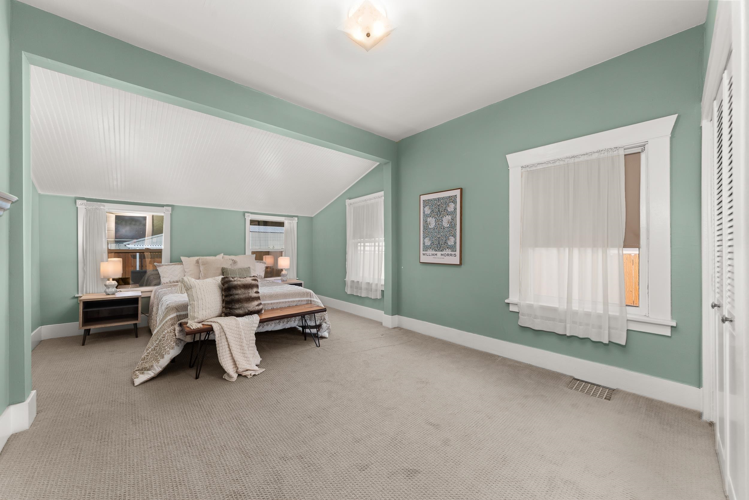 4923 N Crestline St - Photo 9