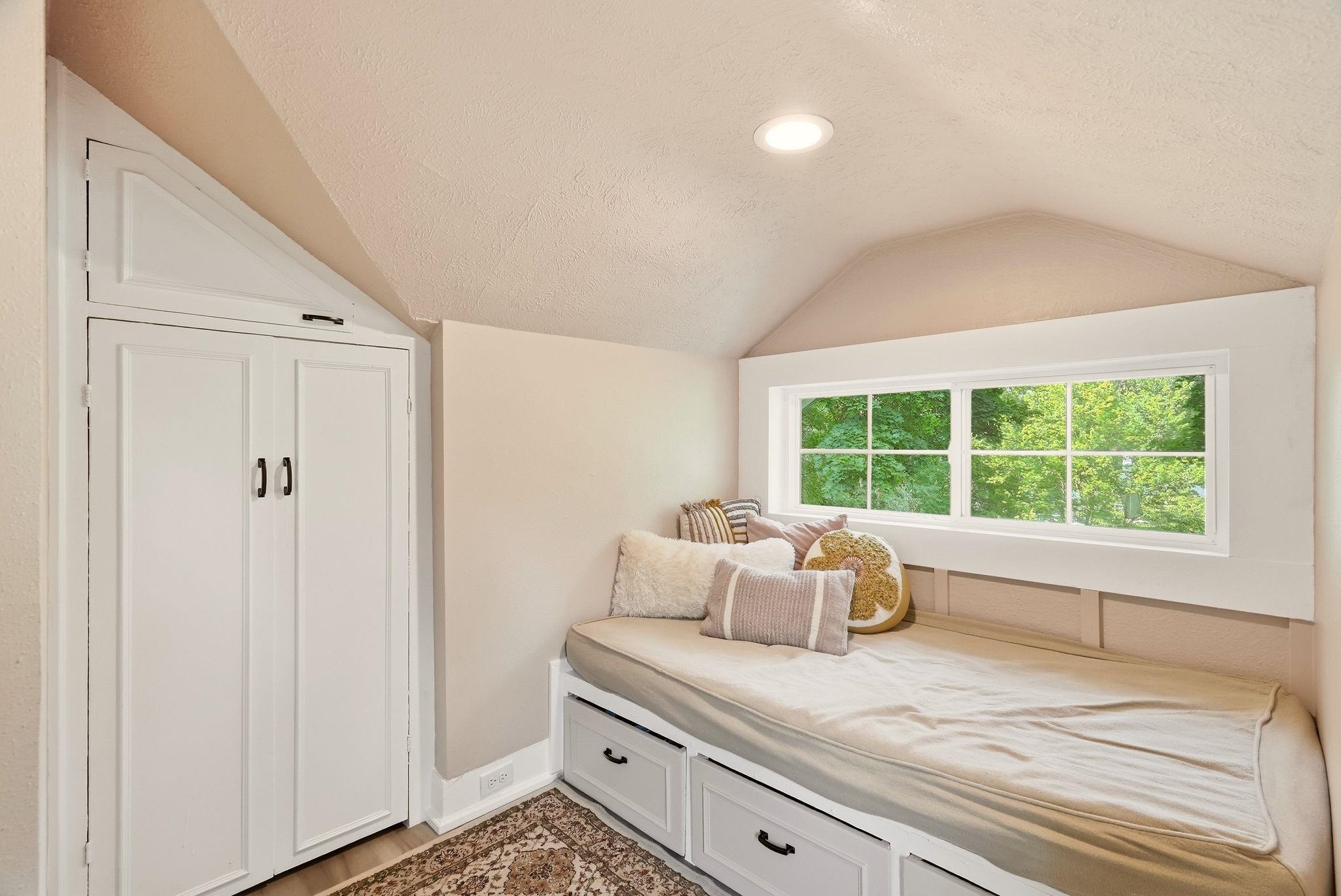 2240 S Rockwood Blvd - Photo 23