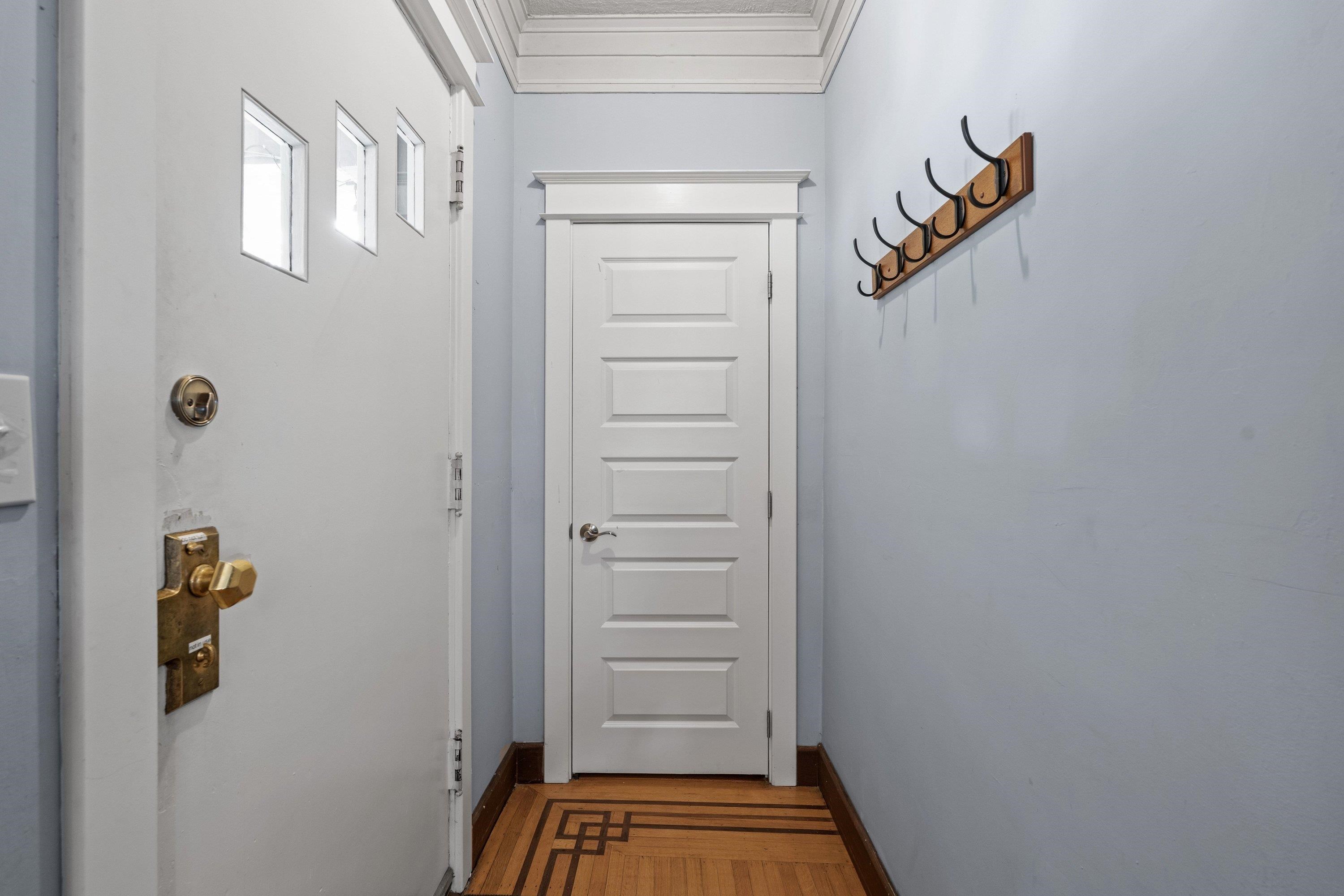 517 W 13th Ave - Photo 6