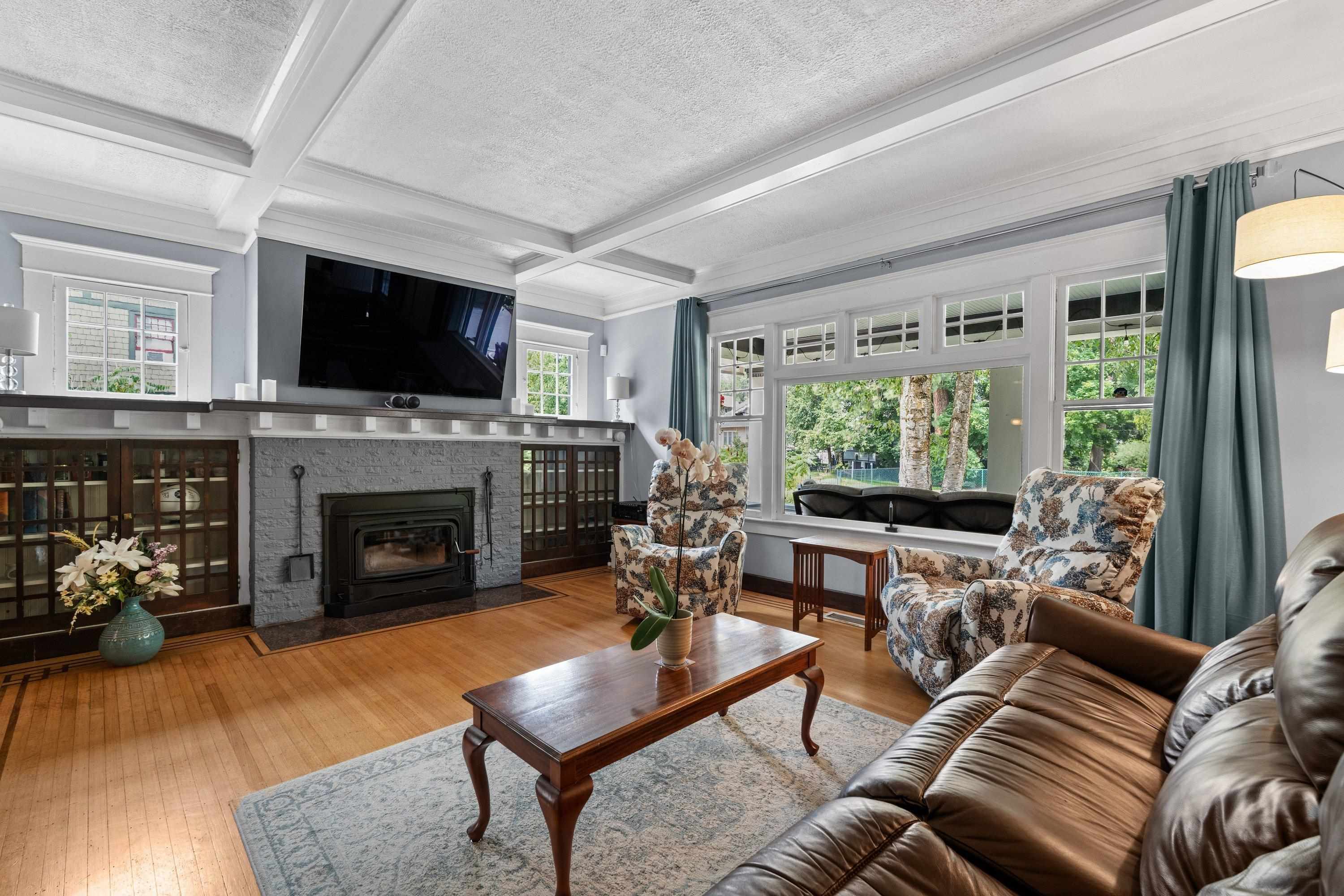 517 W 13th Ave - Photo 8