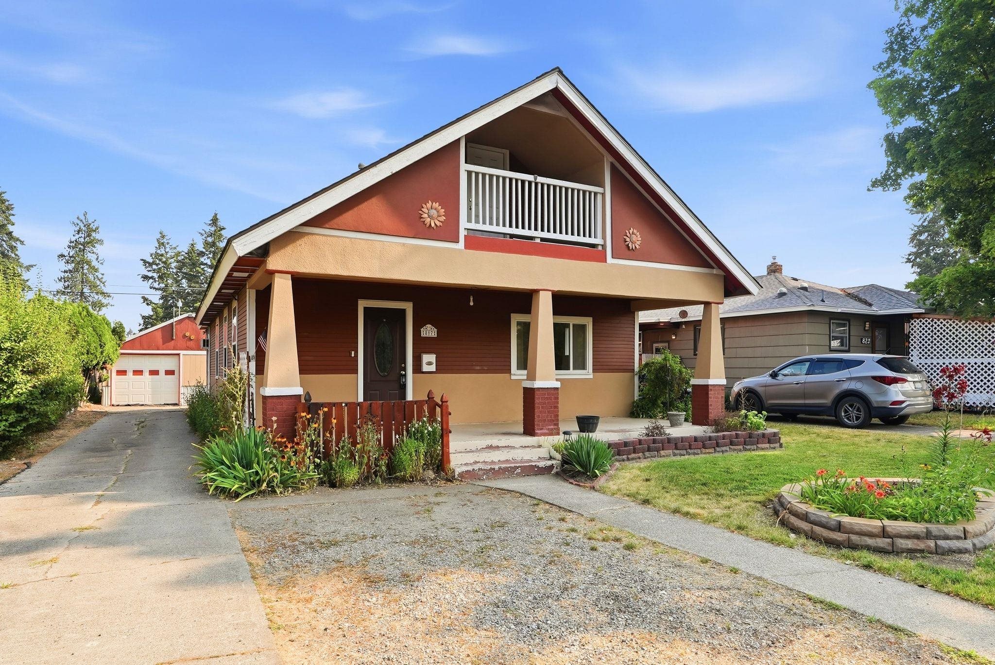 817 E Wabash Ave - Photo 1