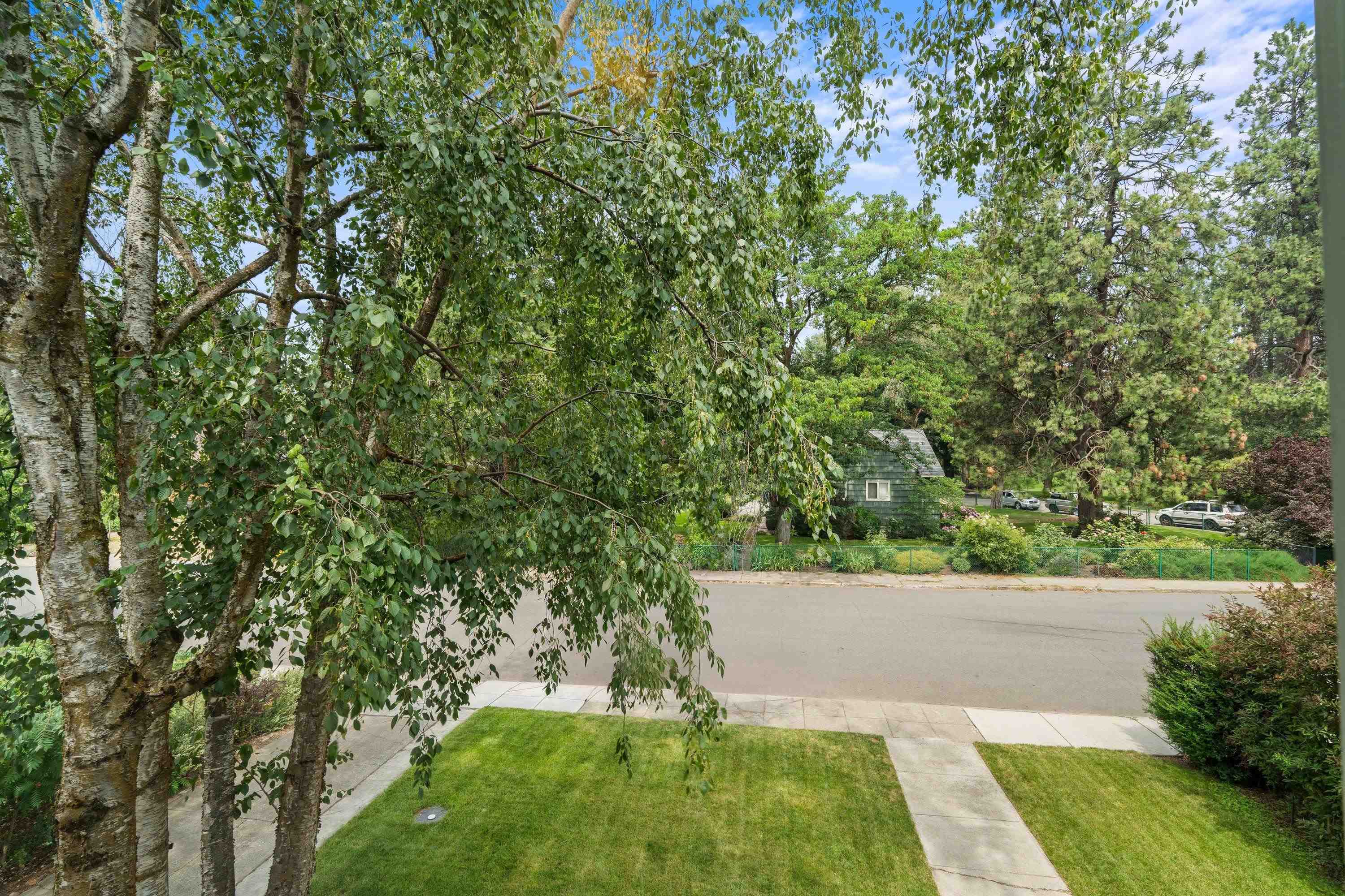 517 W 13th Ave - Photo 25