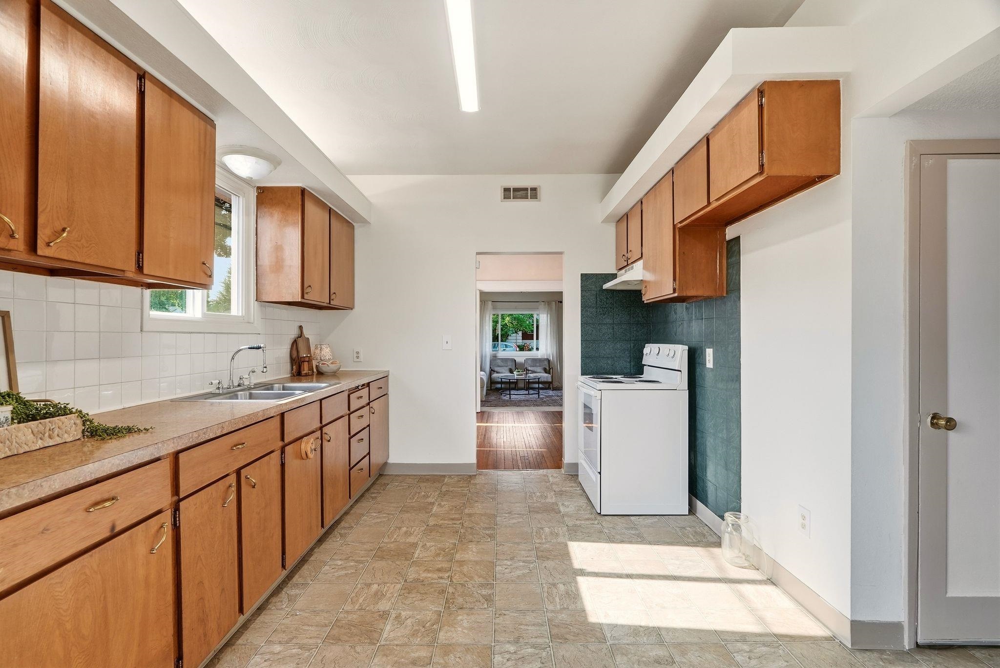 817 E Wabash Ave - Photo 10