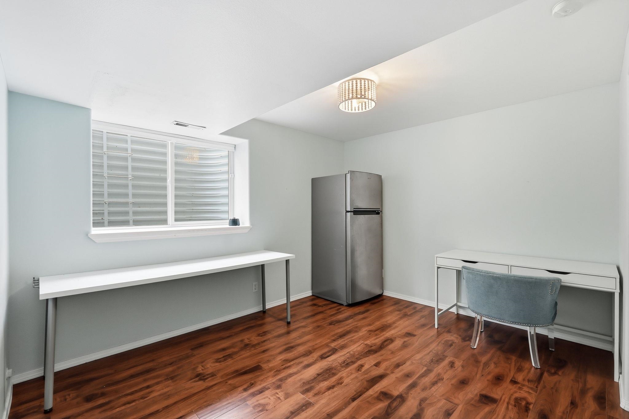 19512 E Knox Ave - Photo 28