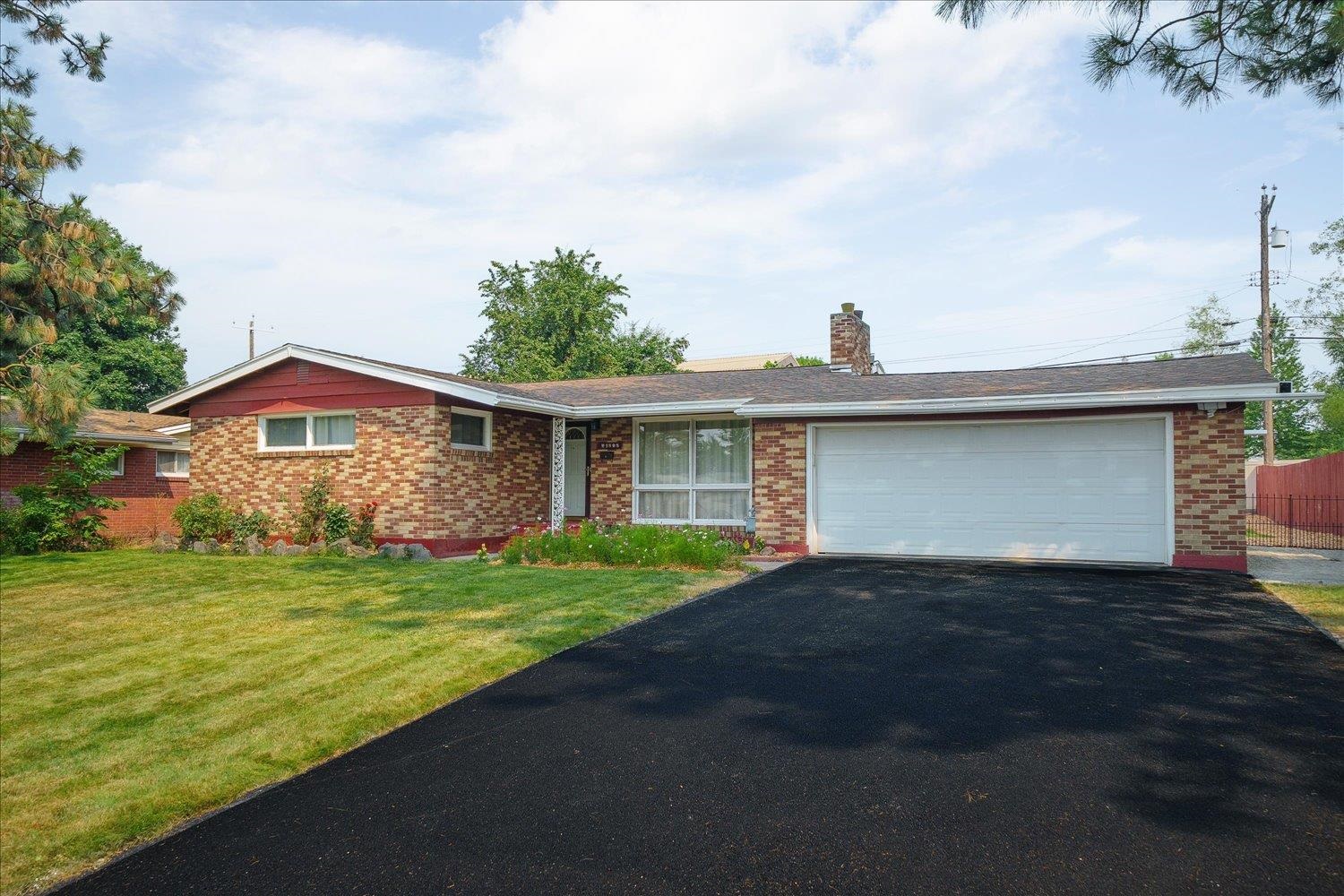 1808 W Kiernan Ave - Photo 1