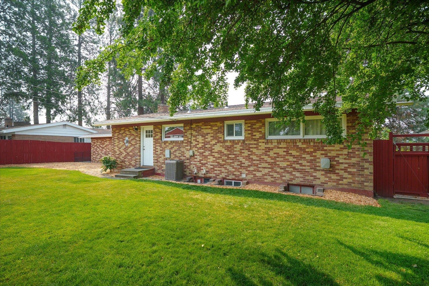 1808 W Kiernan Ave - Photo 39