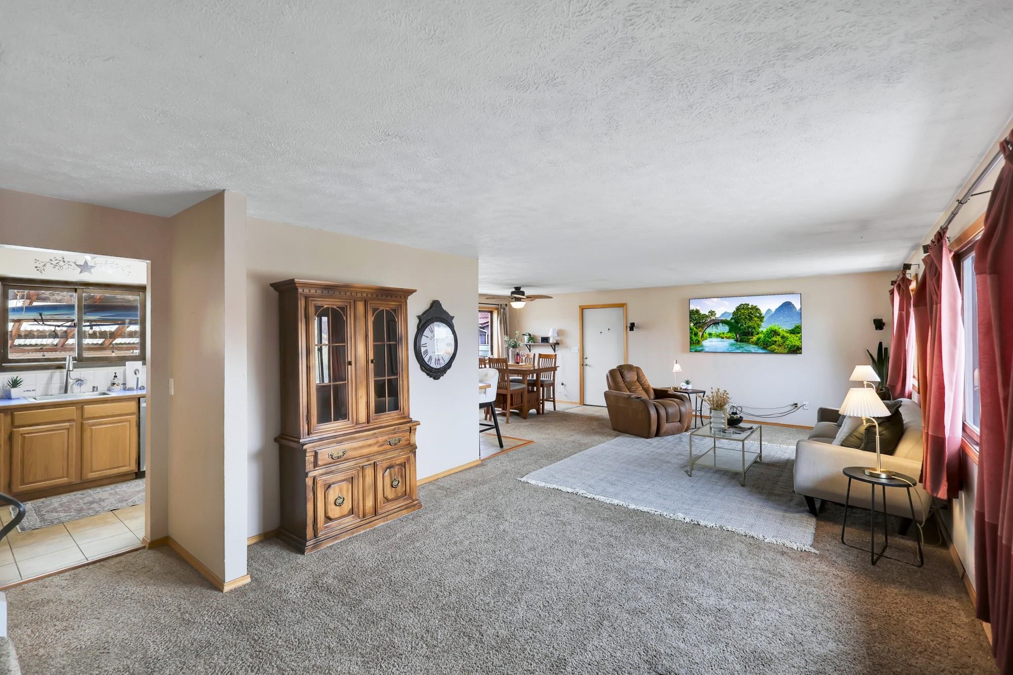 1322 N Mamer Rd - Photo 5