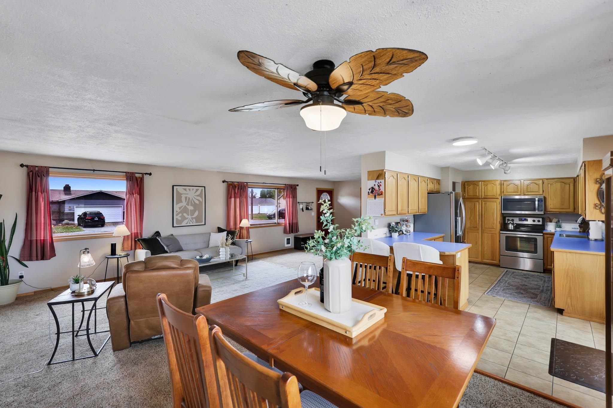 1322 N Mamer Rd - Photo 7