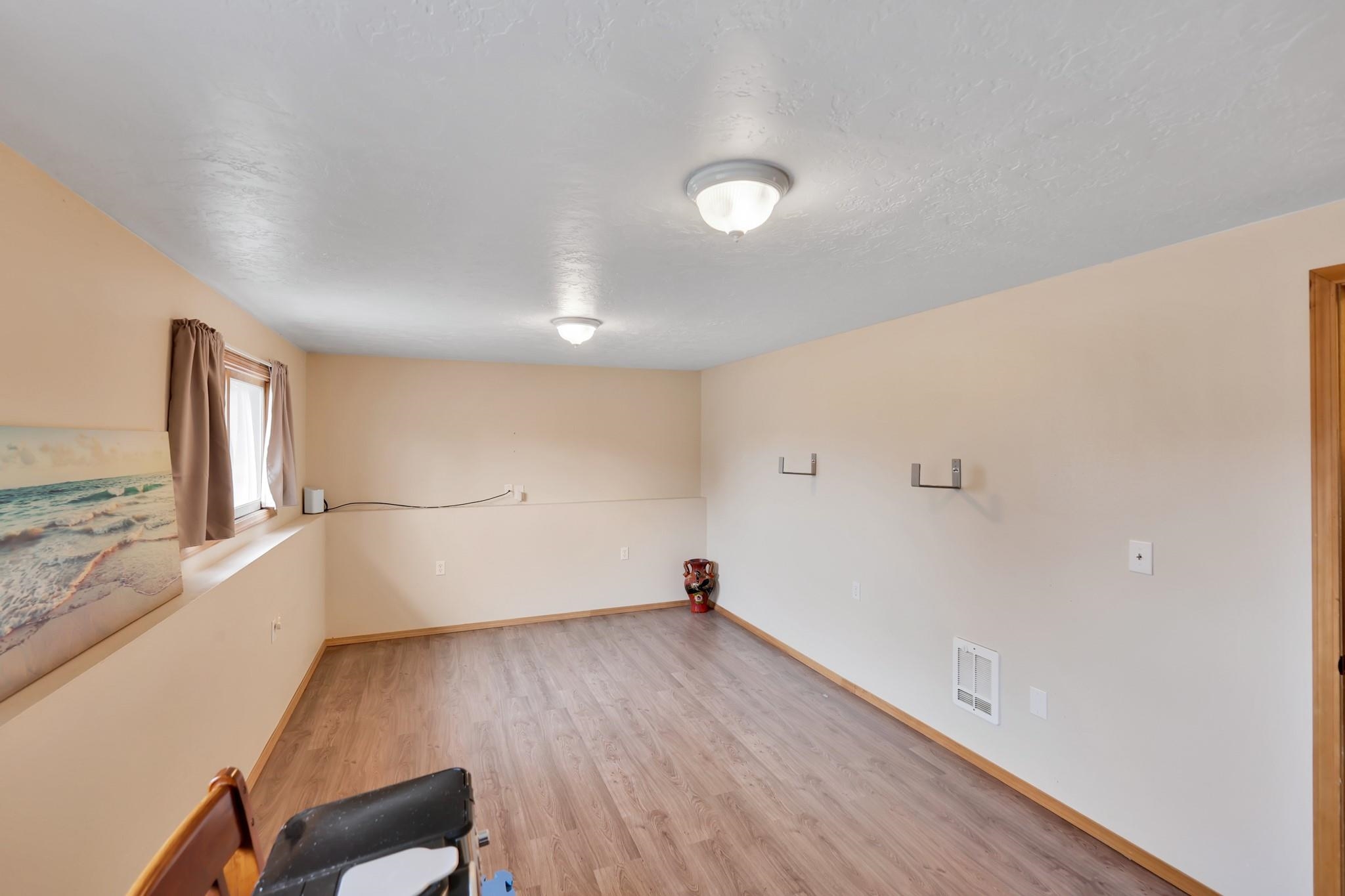 1322 N Mamer Rd - Photo 29