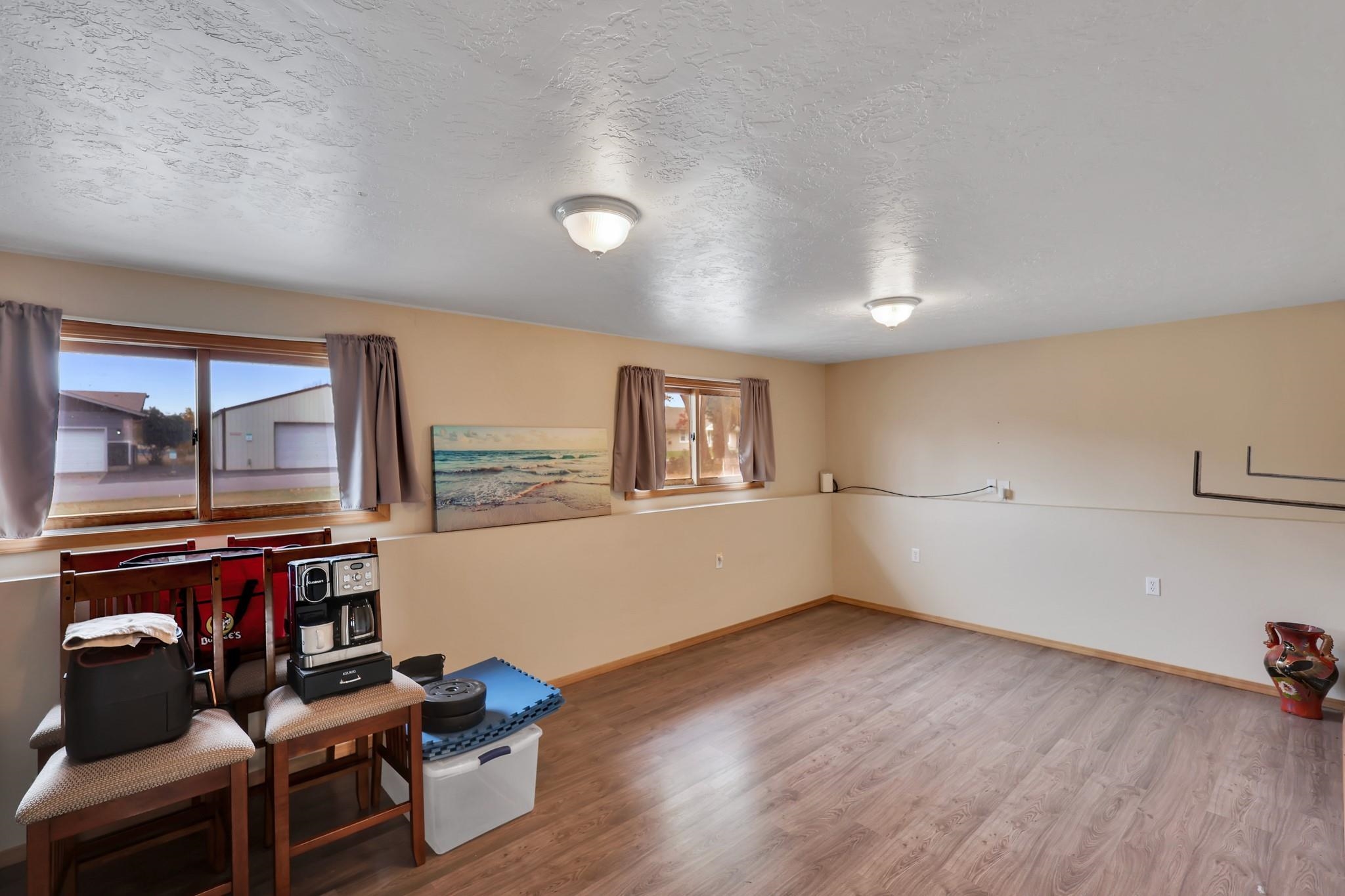 1322 N Mamer Rd - Photo 30