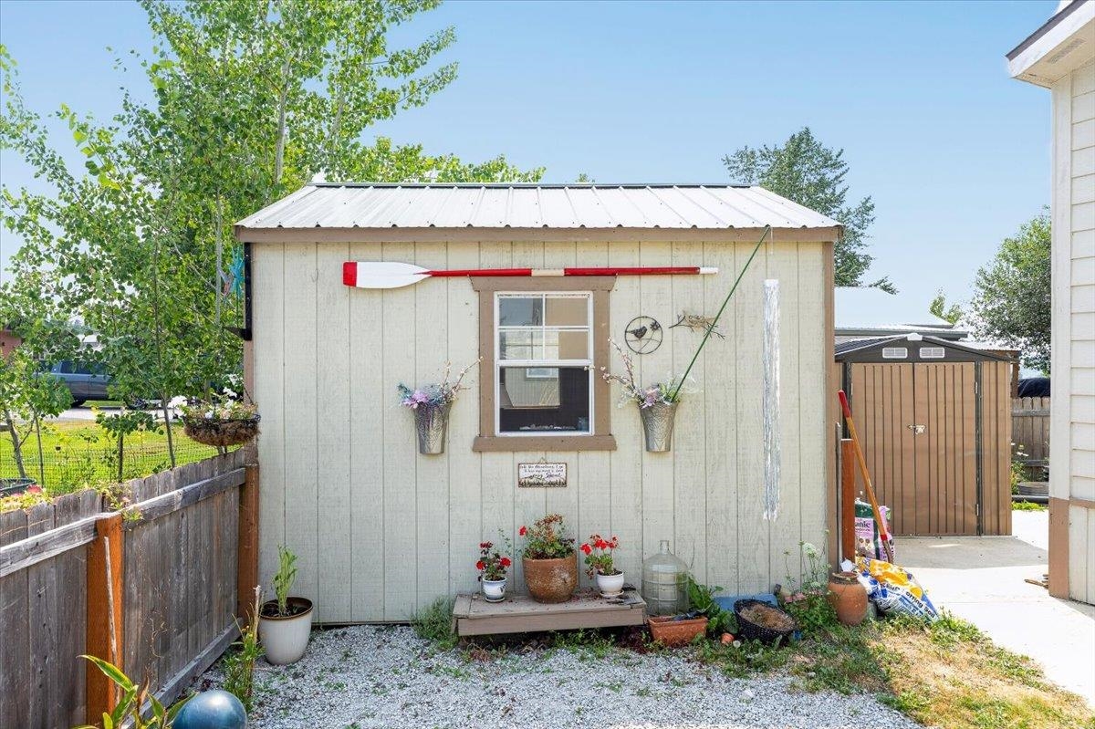 287 Guinevere Dr Dr - Photo 24