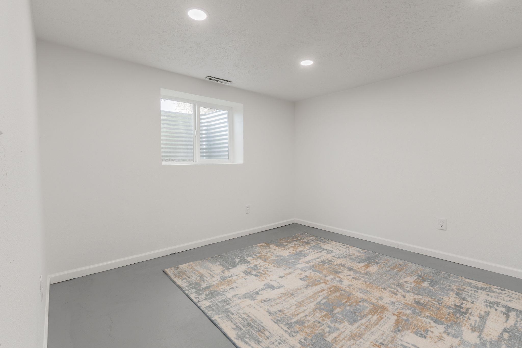 7824 W Dahl Rd - Photo 32