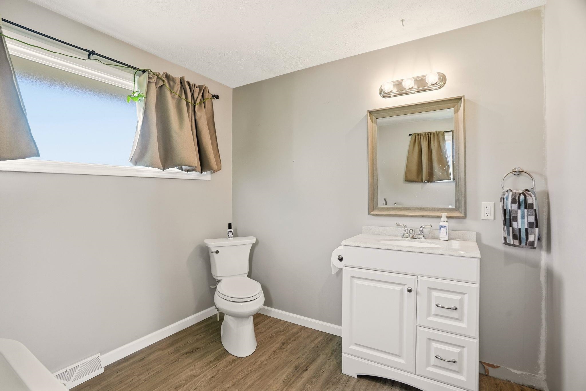 10723 E 7th Ave - Photo 17