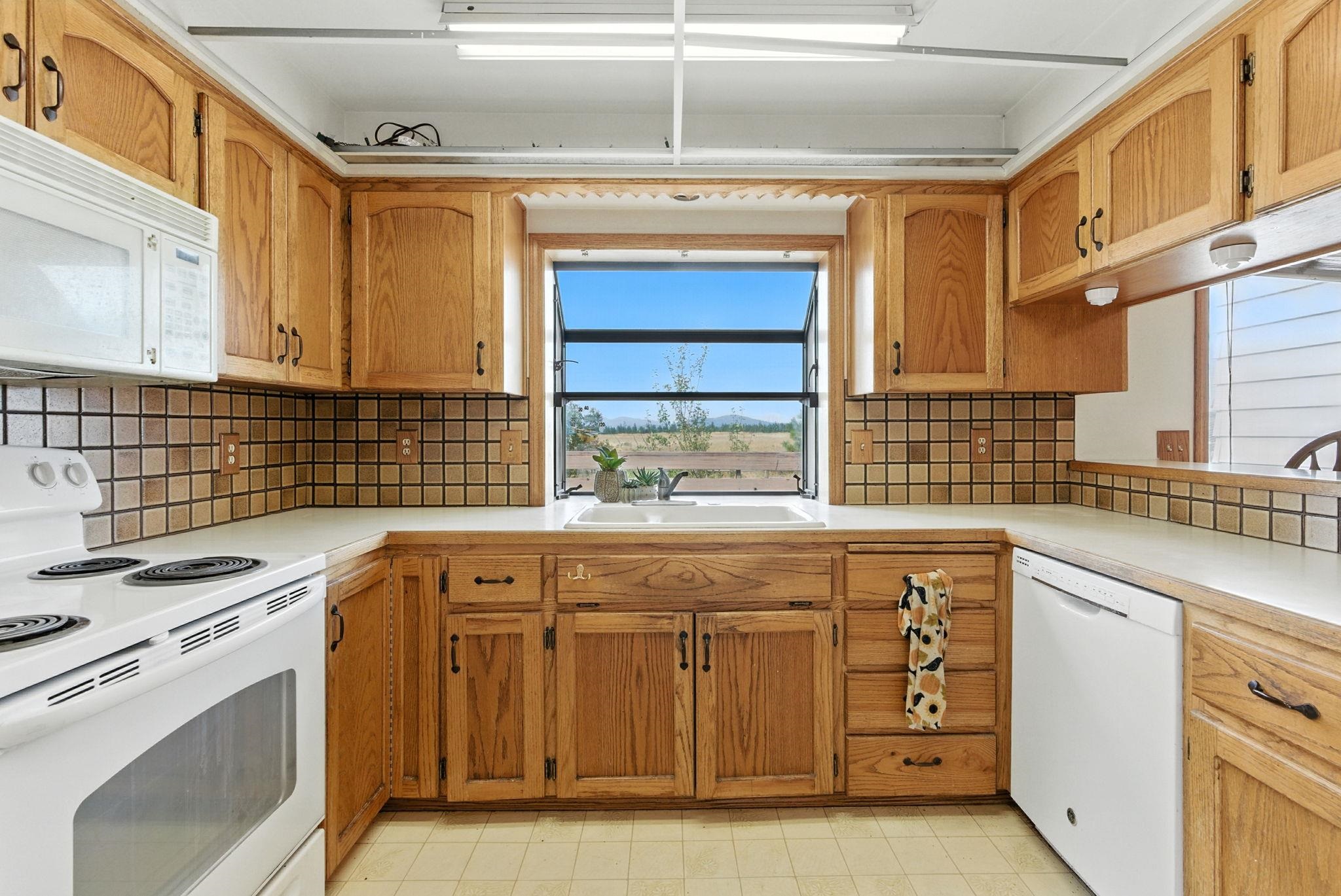 14510 W Pine Bluff Rd - Photo 6