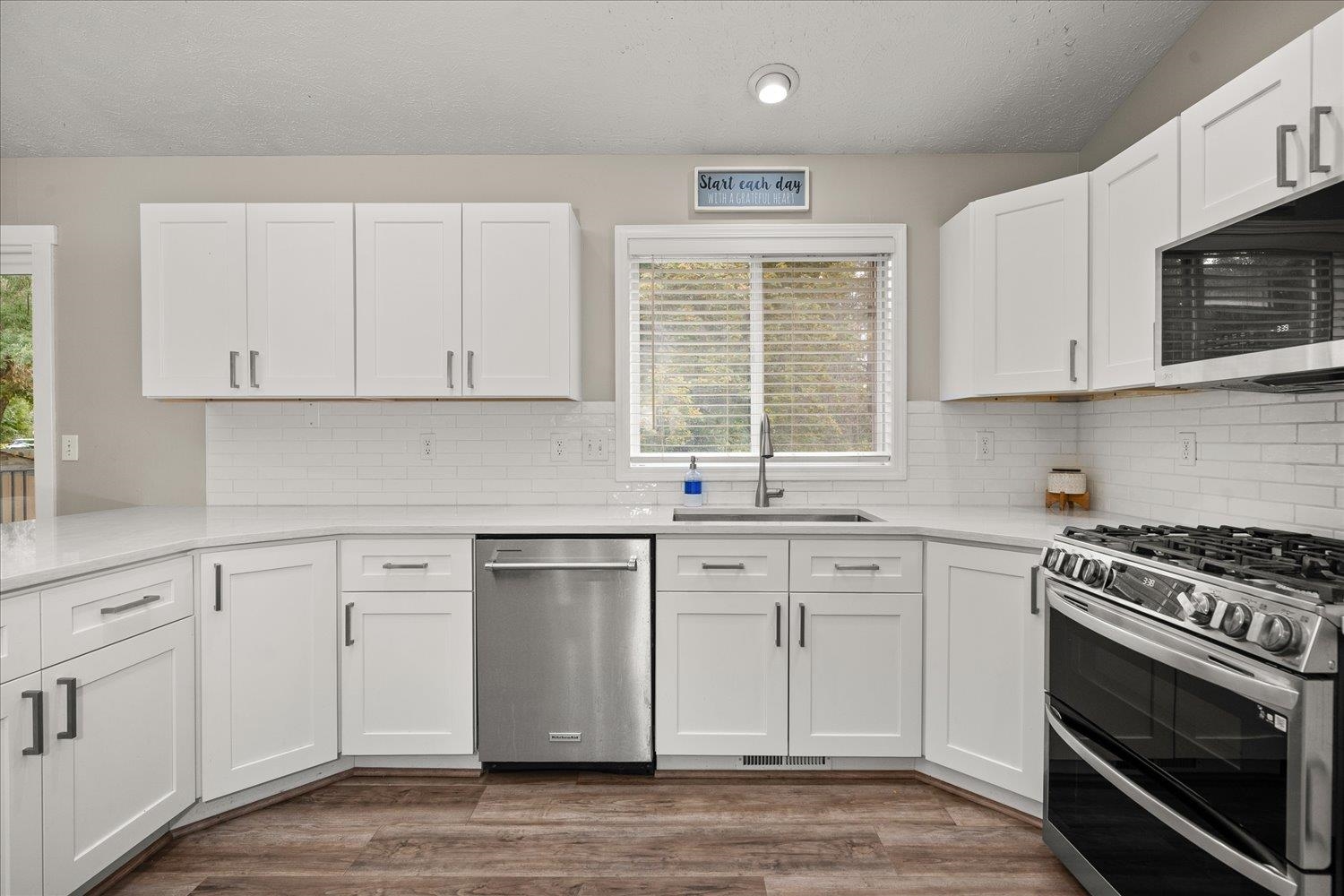 5014 E Nancy Ct - Photo 7
