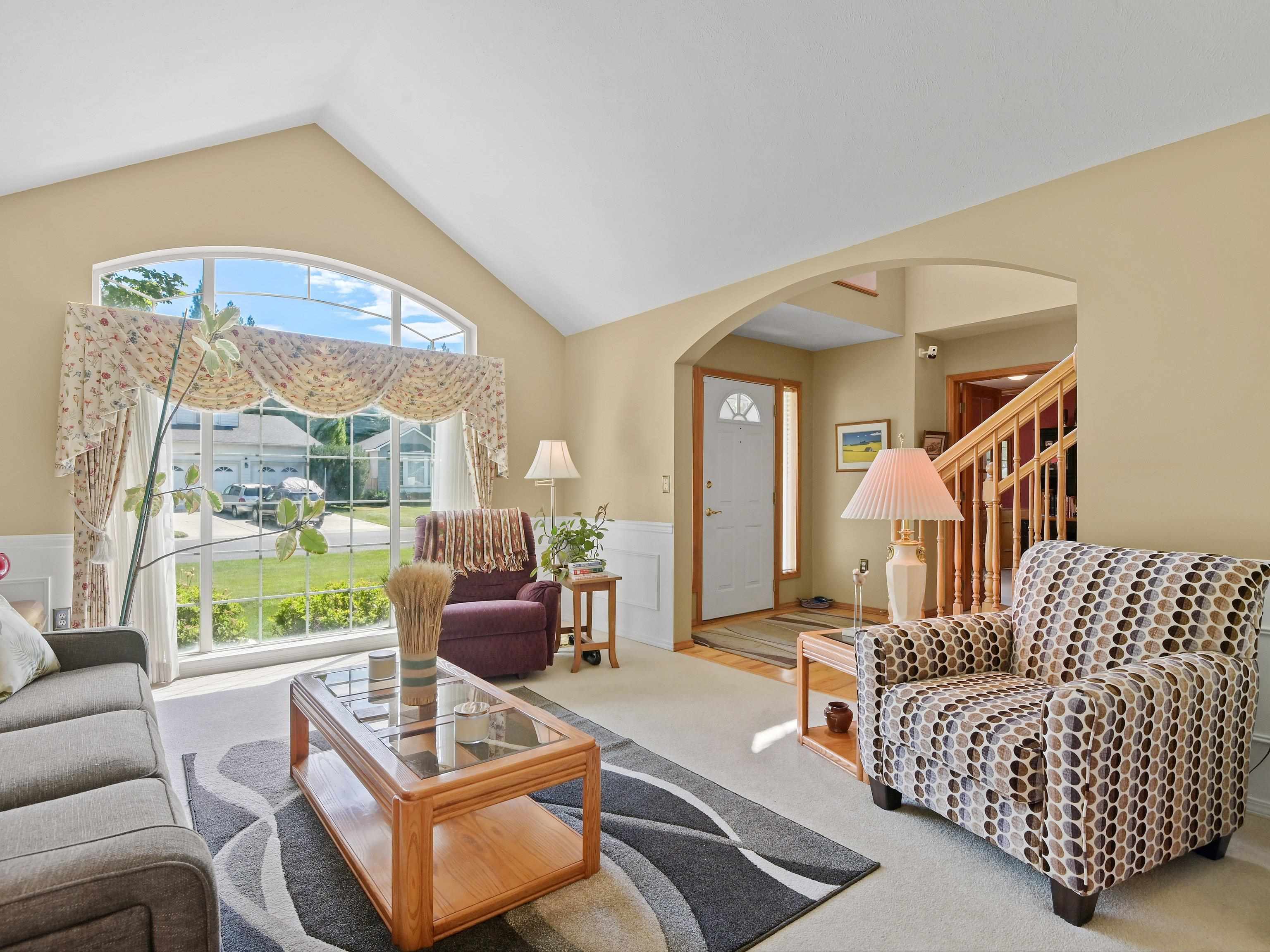 1013 E Harding Dr - Photo 6
