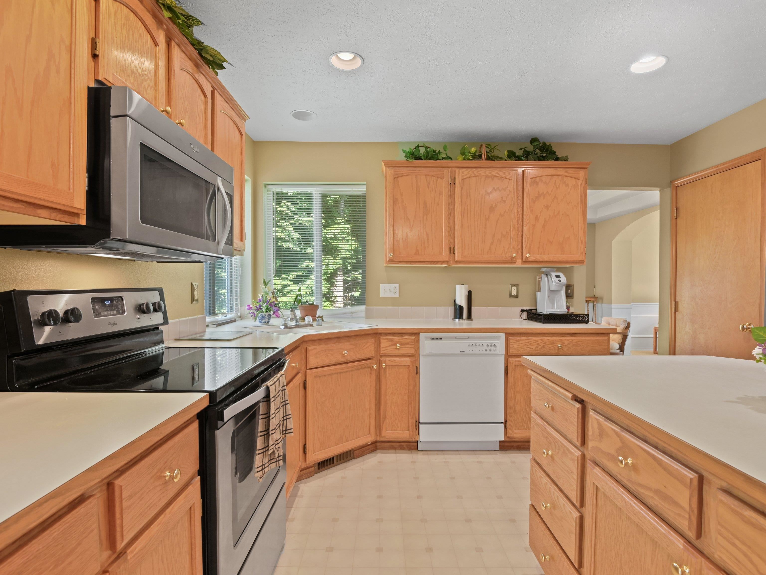 1013 E Harding Dr - Photo 12