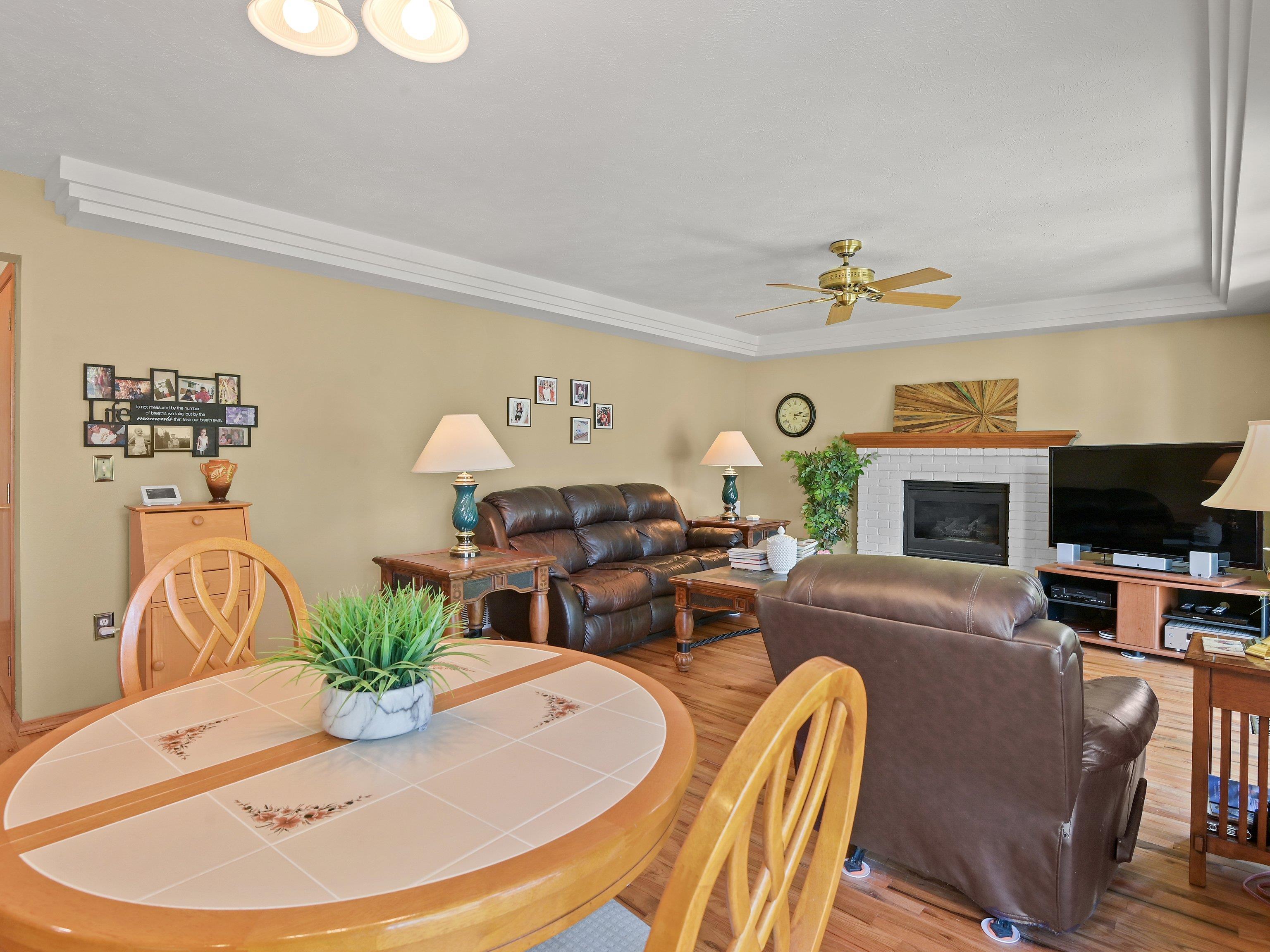 1013 E Harding Dr - Photo 16