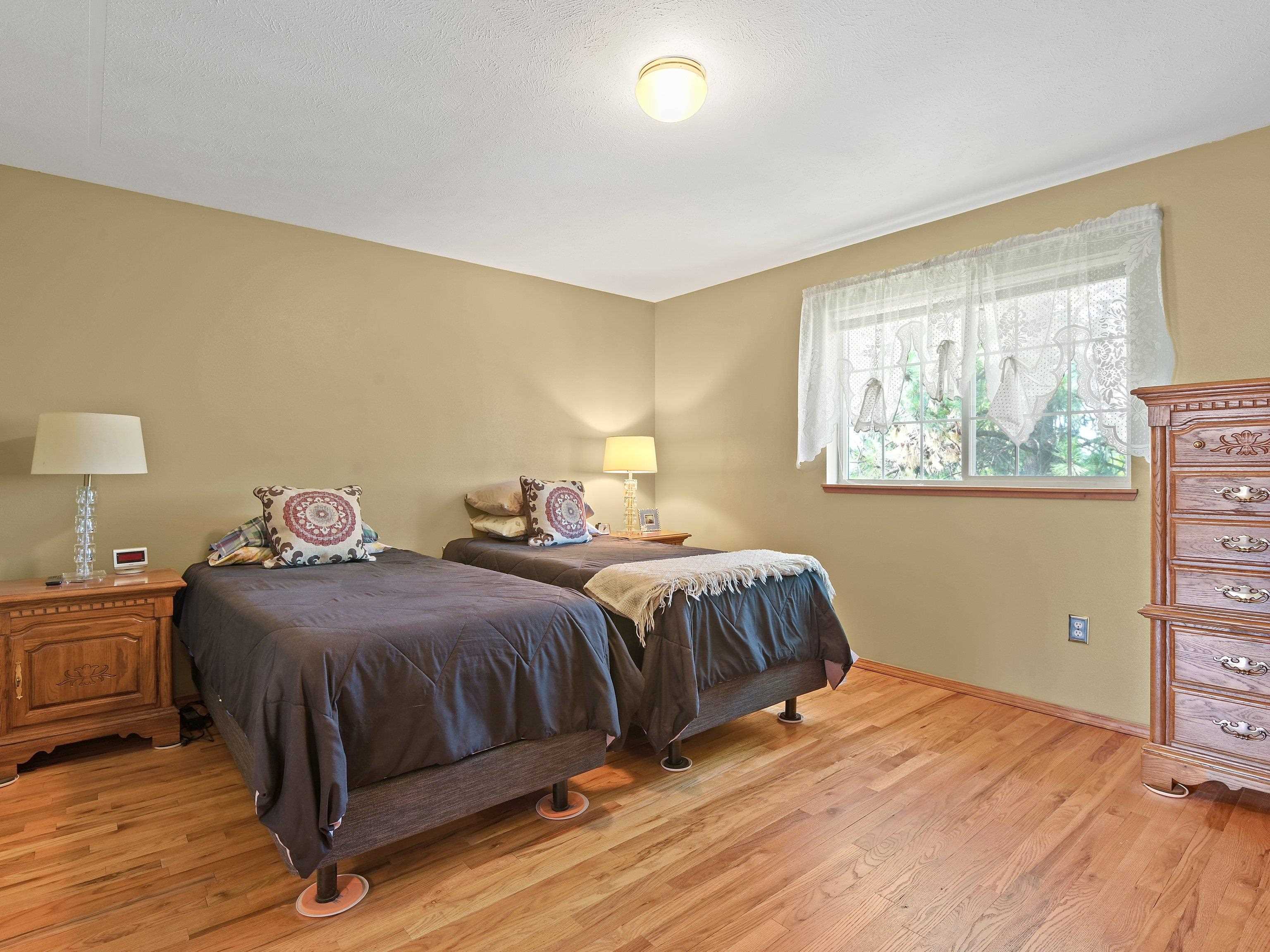 1013 E Harding Dr - Photo 24