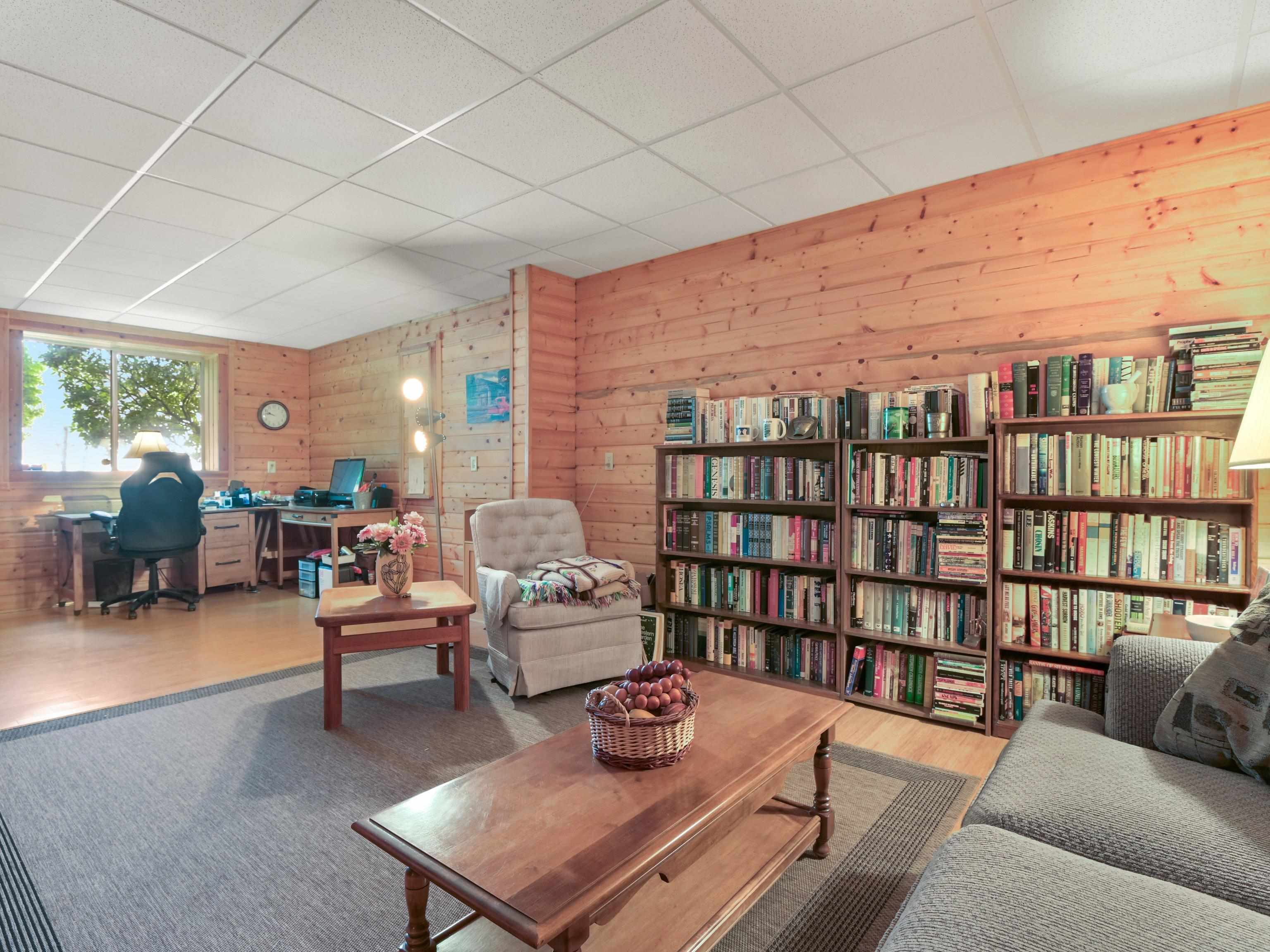 1013 E Harding Dr - Photo 34
