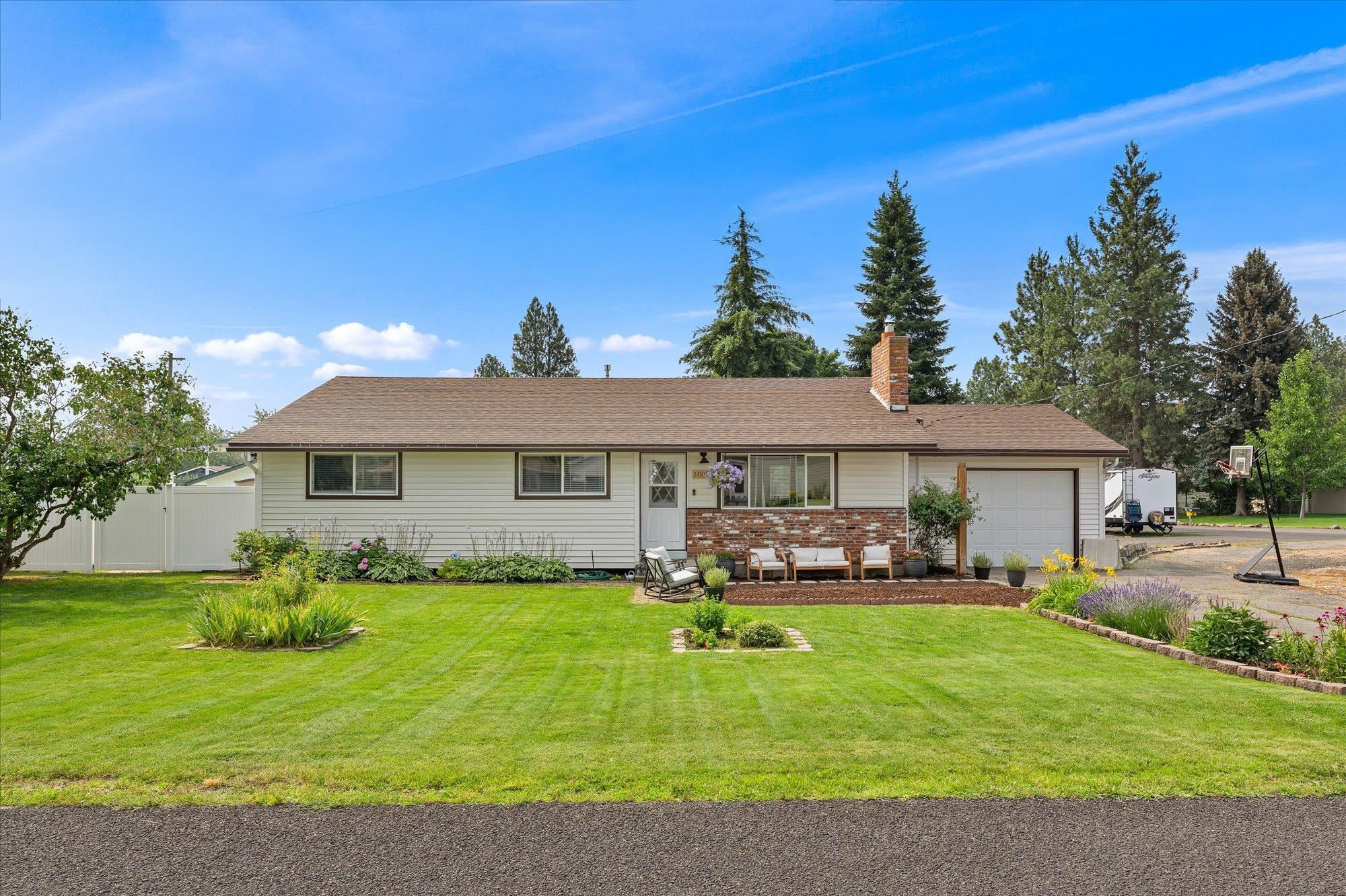 1002 E Percival St - Photo 1