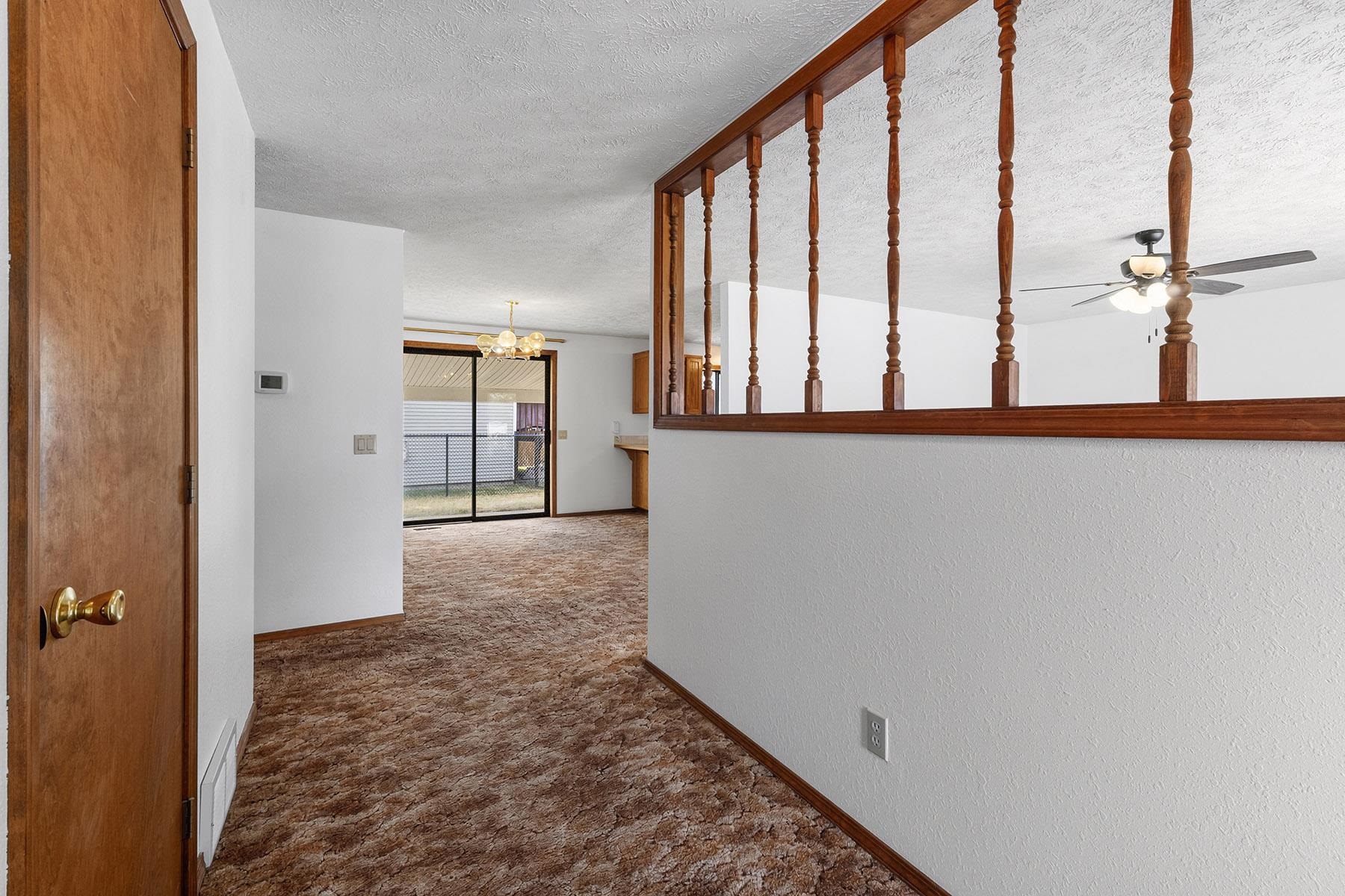 1026 E Barker St - Photo 2