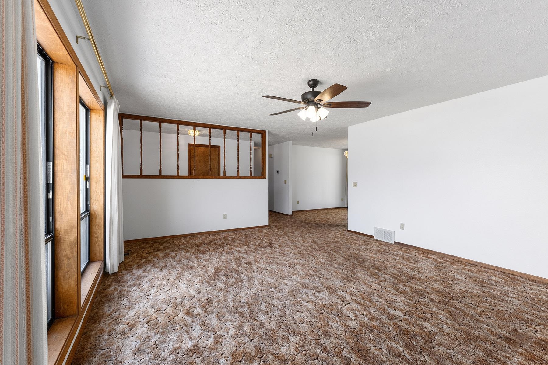 1026 E Barker St - Photo 7