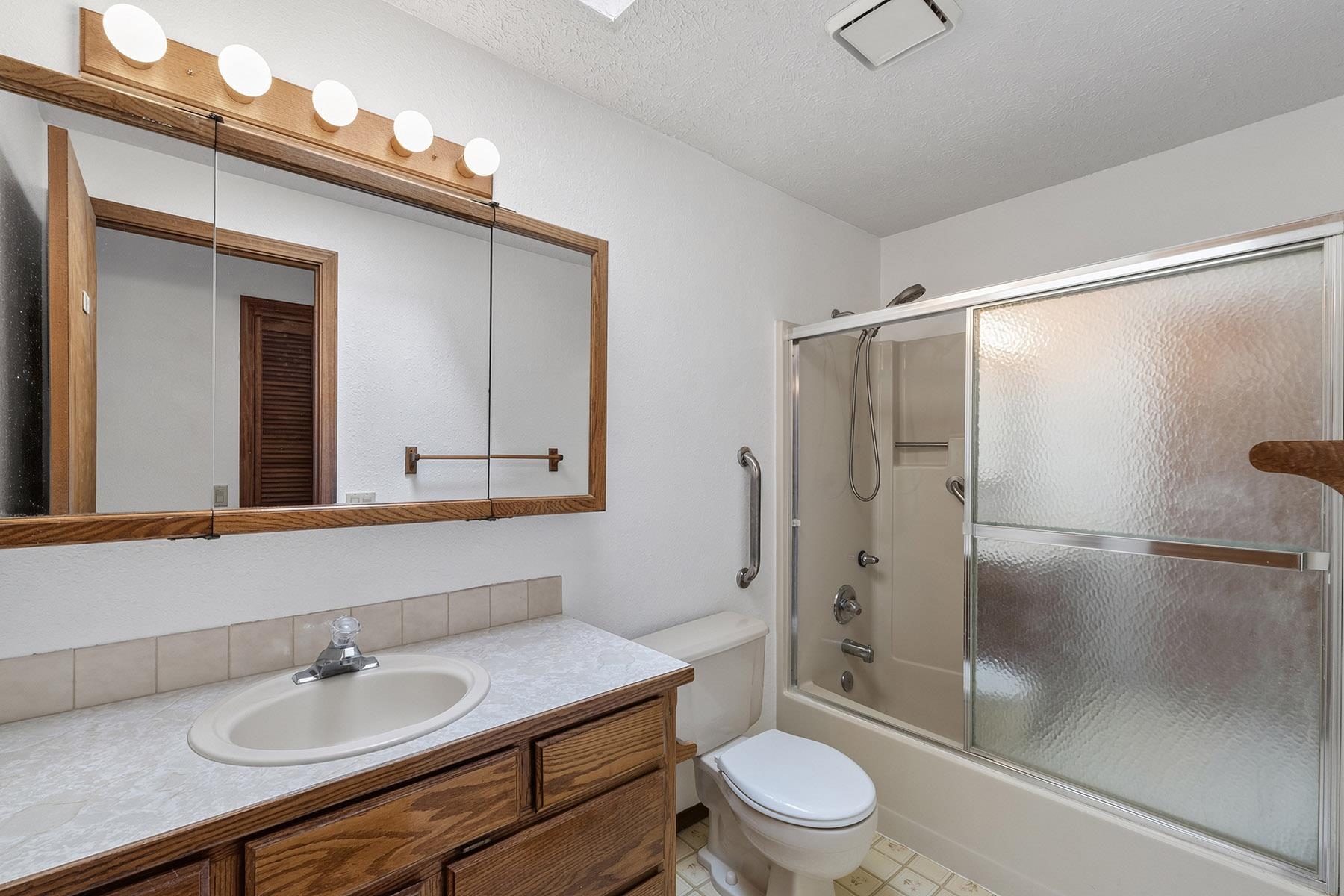 1026 E Barker St - Photo 17