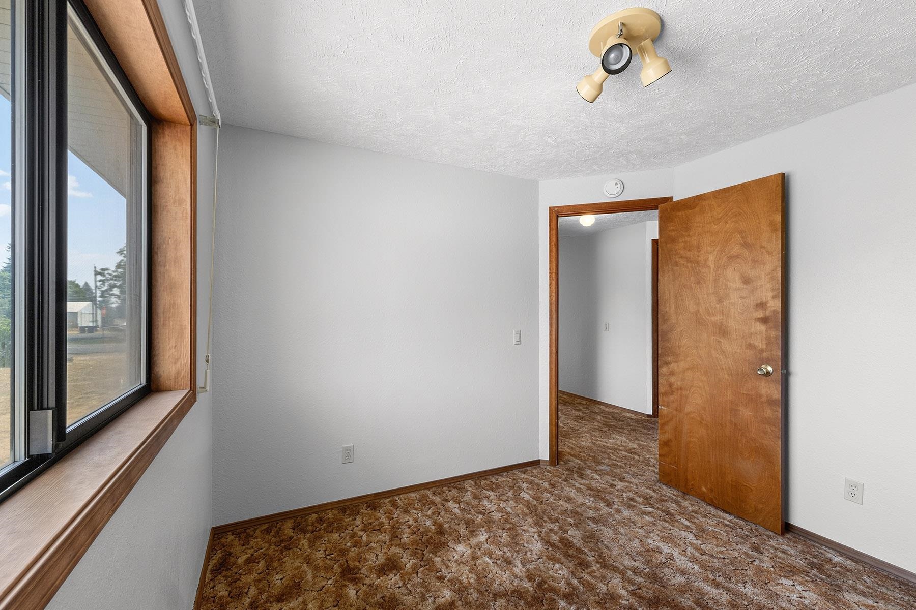 1026 E Barker St - Photo 28