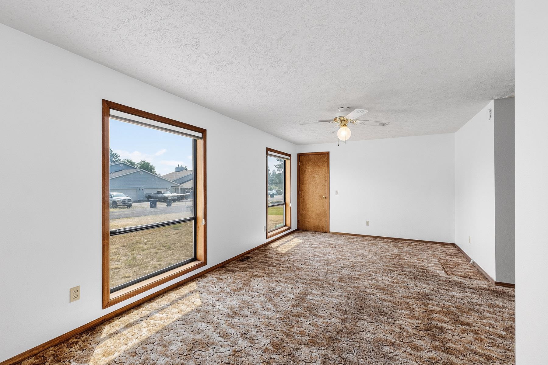 1026 E Barker St - Photo 36